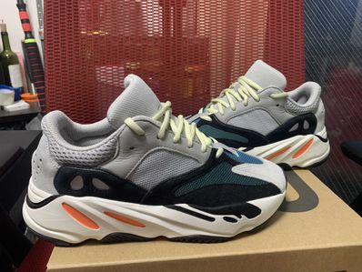 adidas YEEZY Boost 700 "Wave Runner"