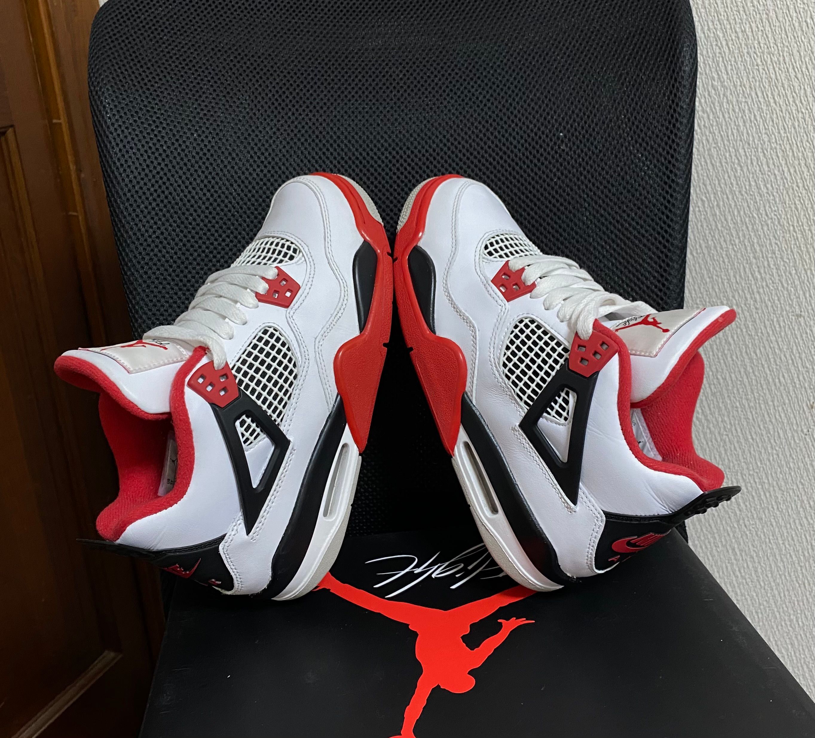 Nike GS Air Jordan 4 OG "Fire Red"