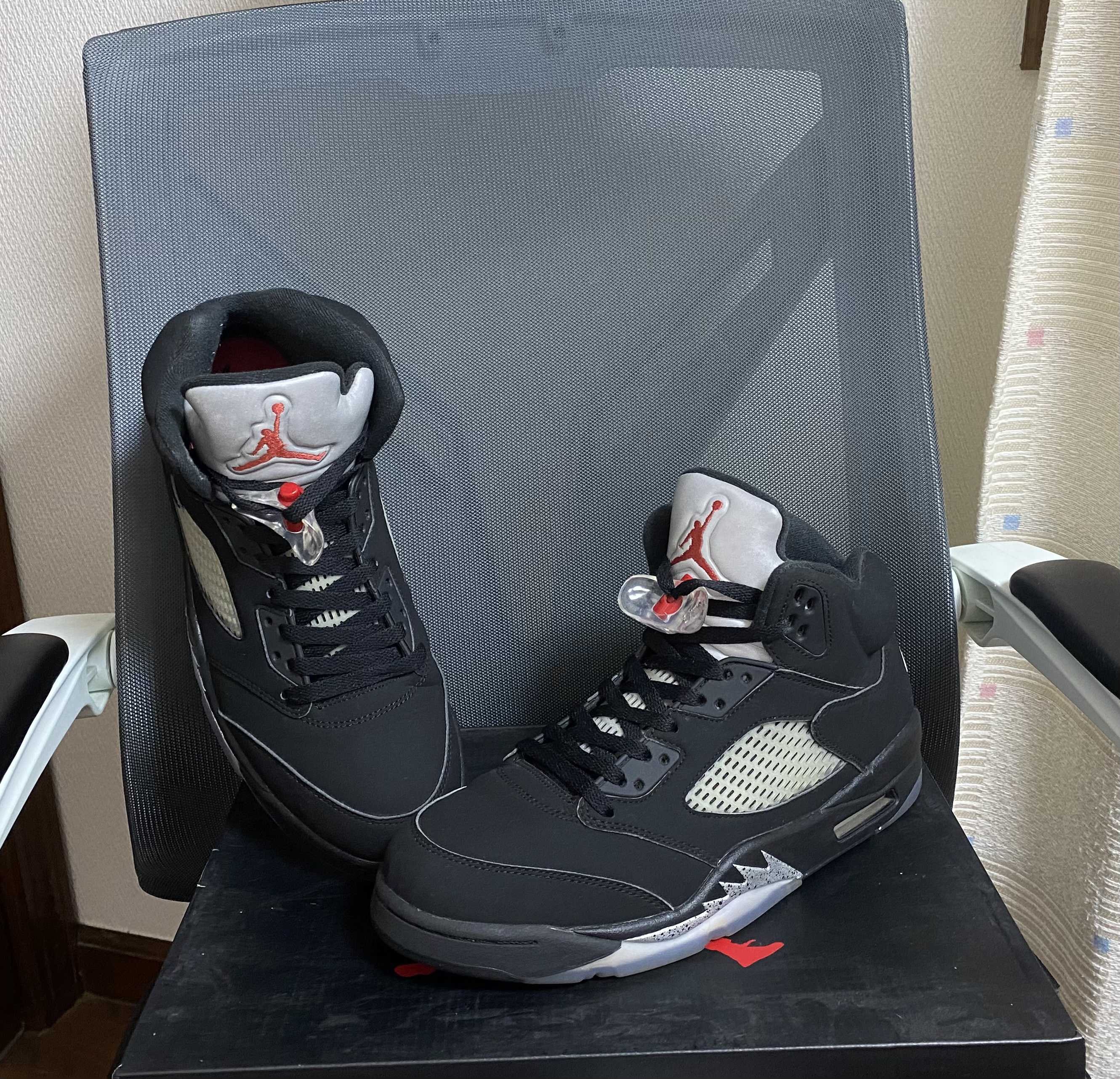 Nike Air Jordan 5 Retro OG "Black/Fire Red/Metallic Silver/White" (2016)