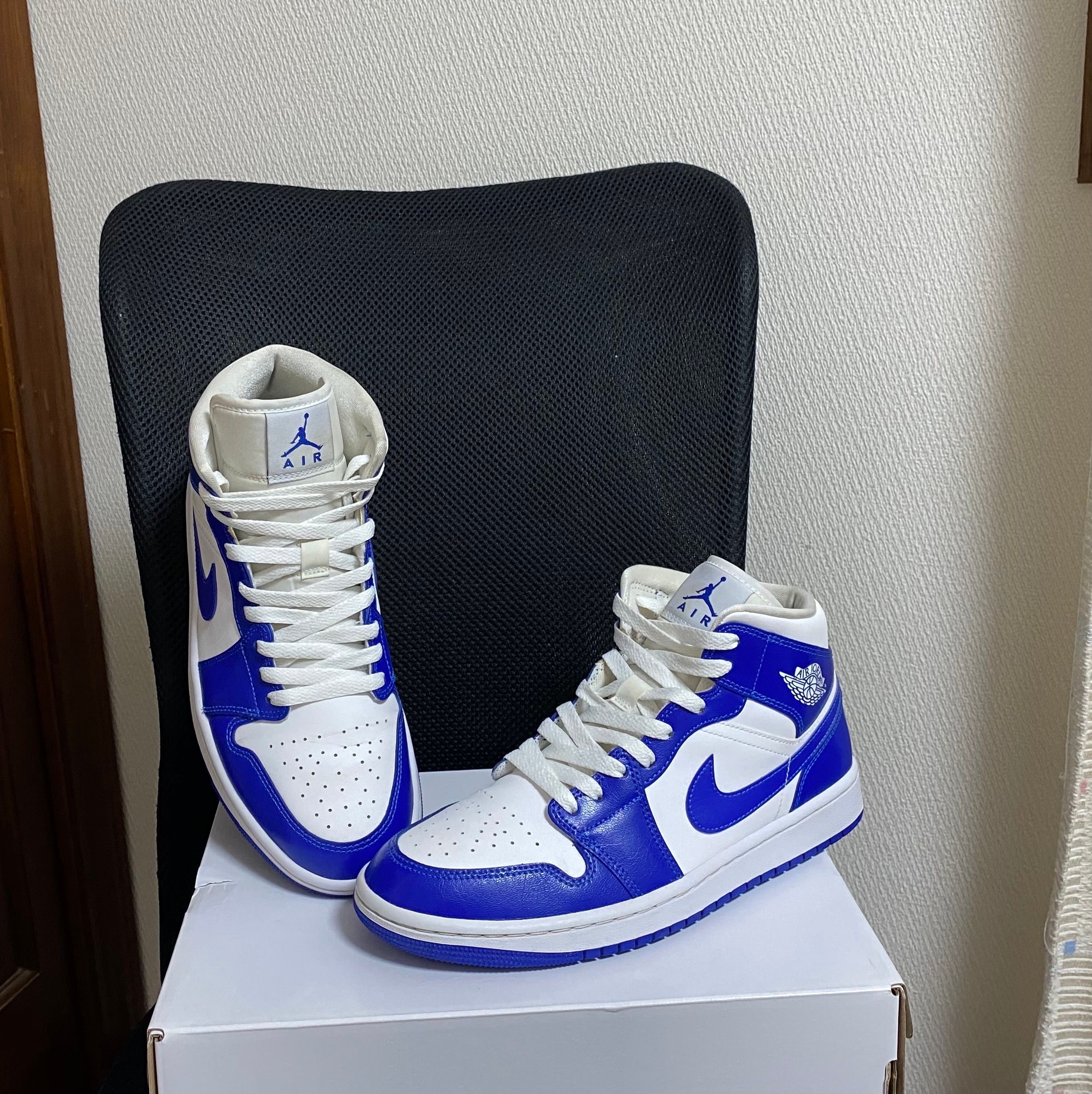 Nike Women's Air Jordan 1 Mid "Kentucky Blue"