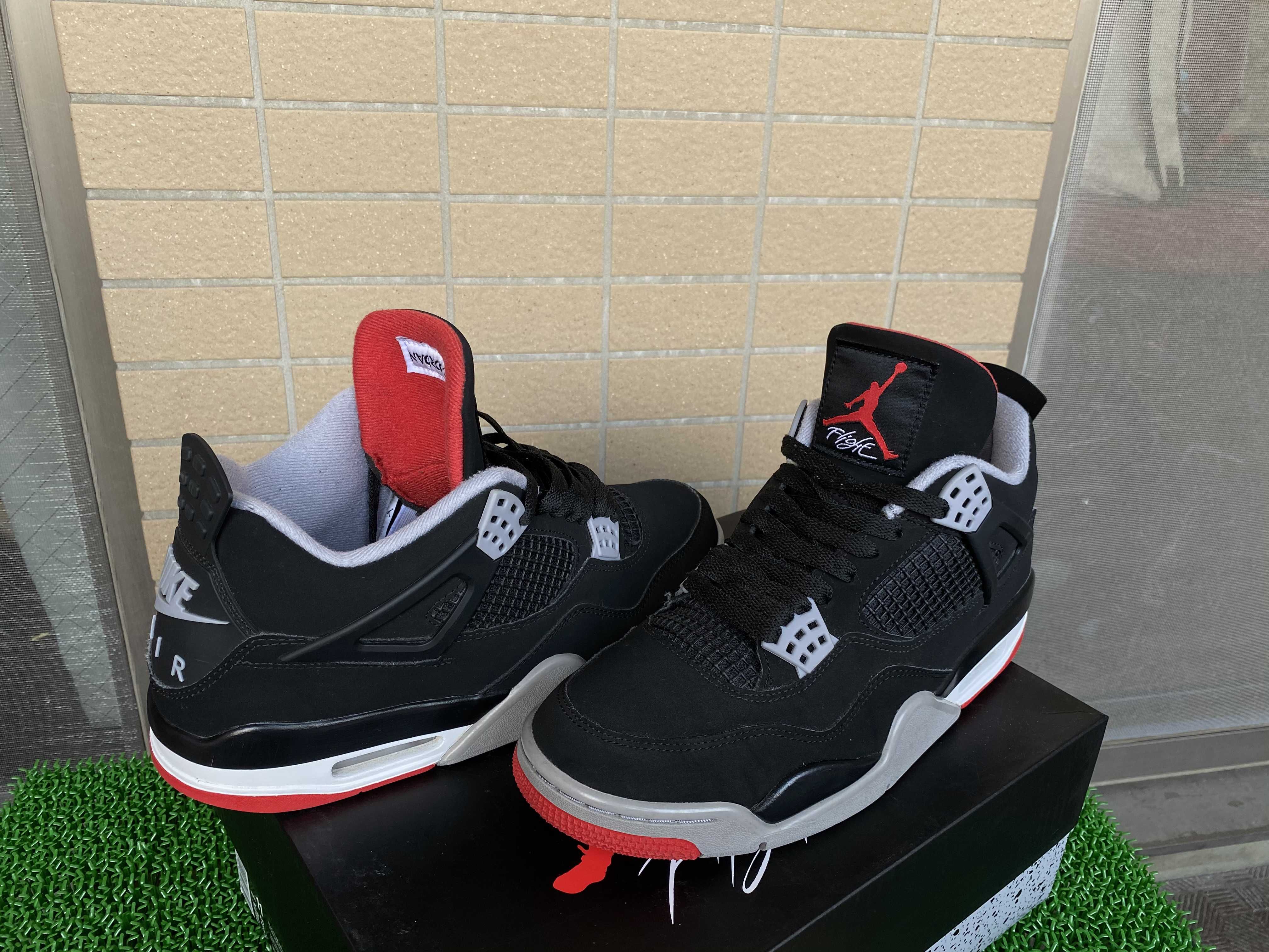 Nike Air Jordan 4 Retro "Bred" (2019)  