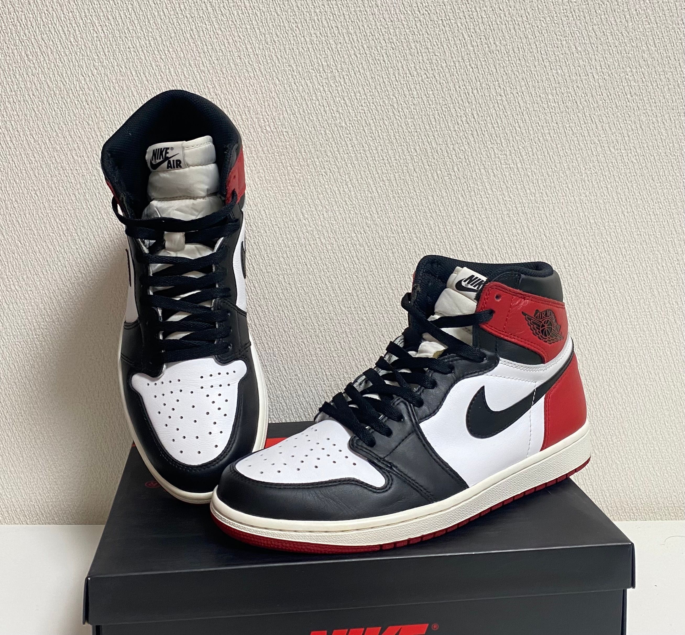 Nike Air Jordan 1 Retro High OG "Black Toe"(2016)