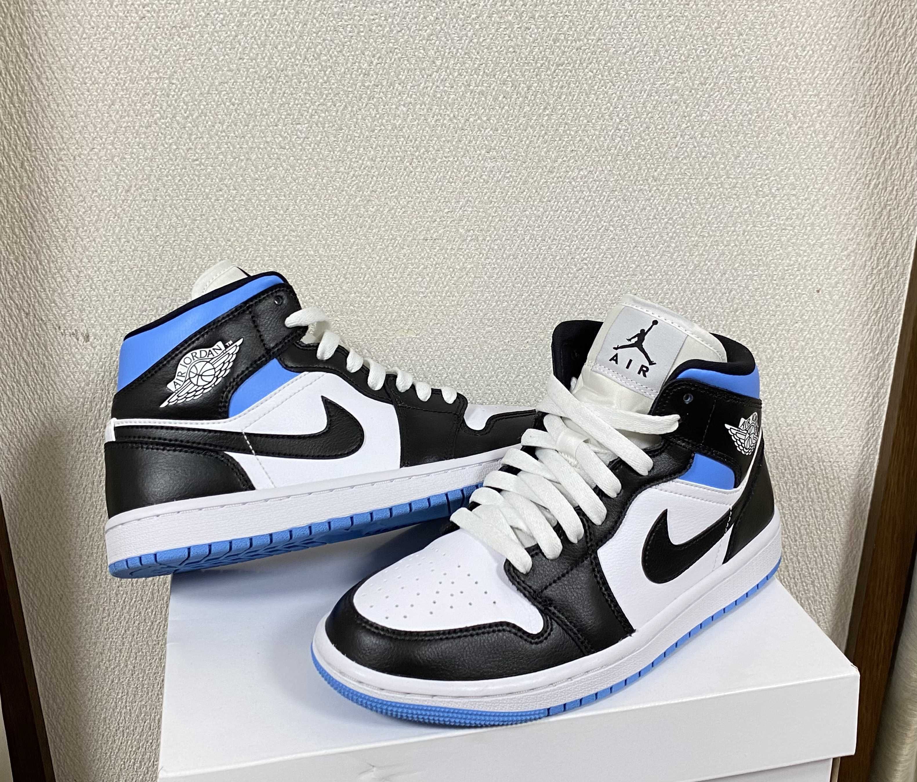 Nike Women's Air Jordan 1 Mid "Black/University Blue"