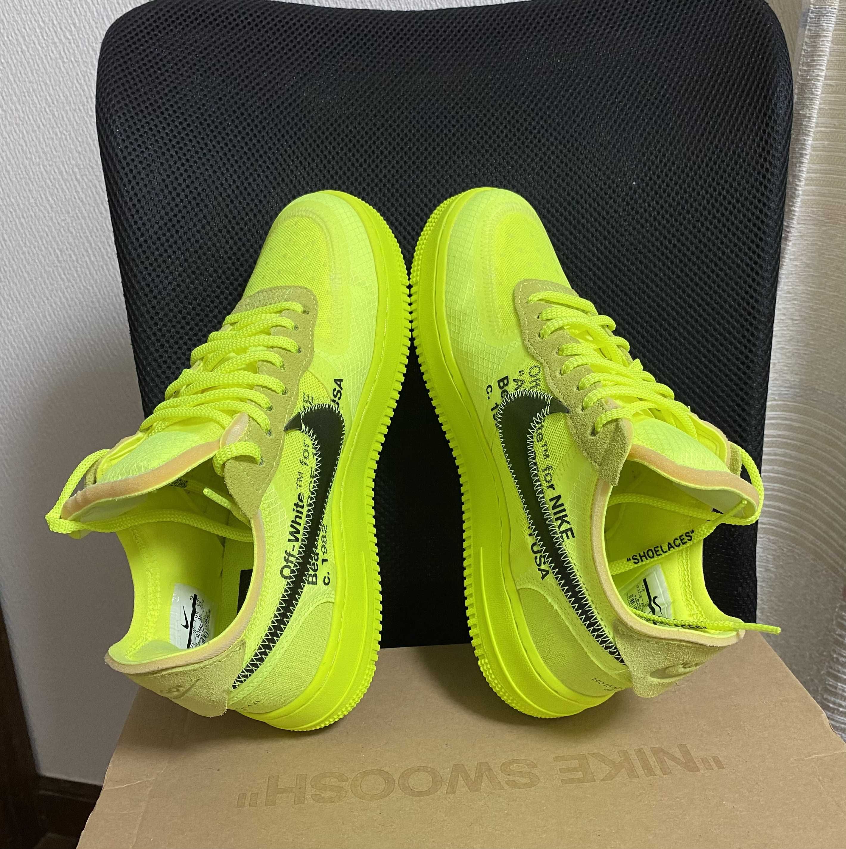 Off-White × Nike Air Force 1 Low "Volt"