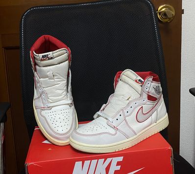 Nike Air Jordan 1 Retro High OG "Sail/University Red"