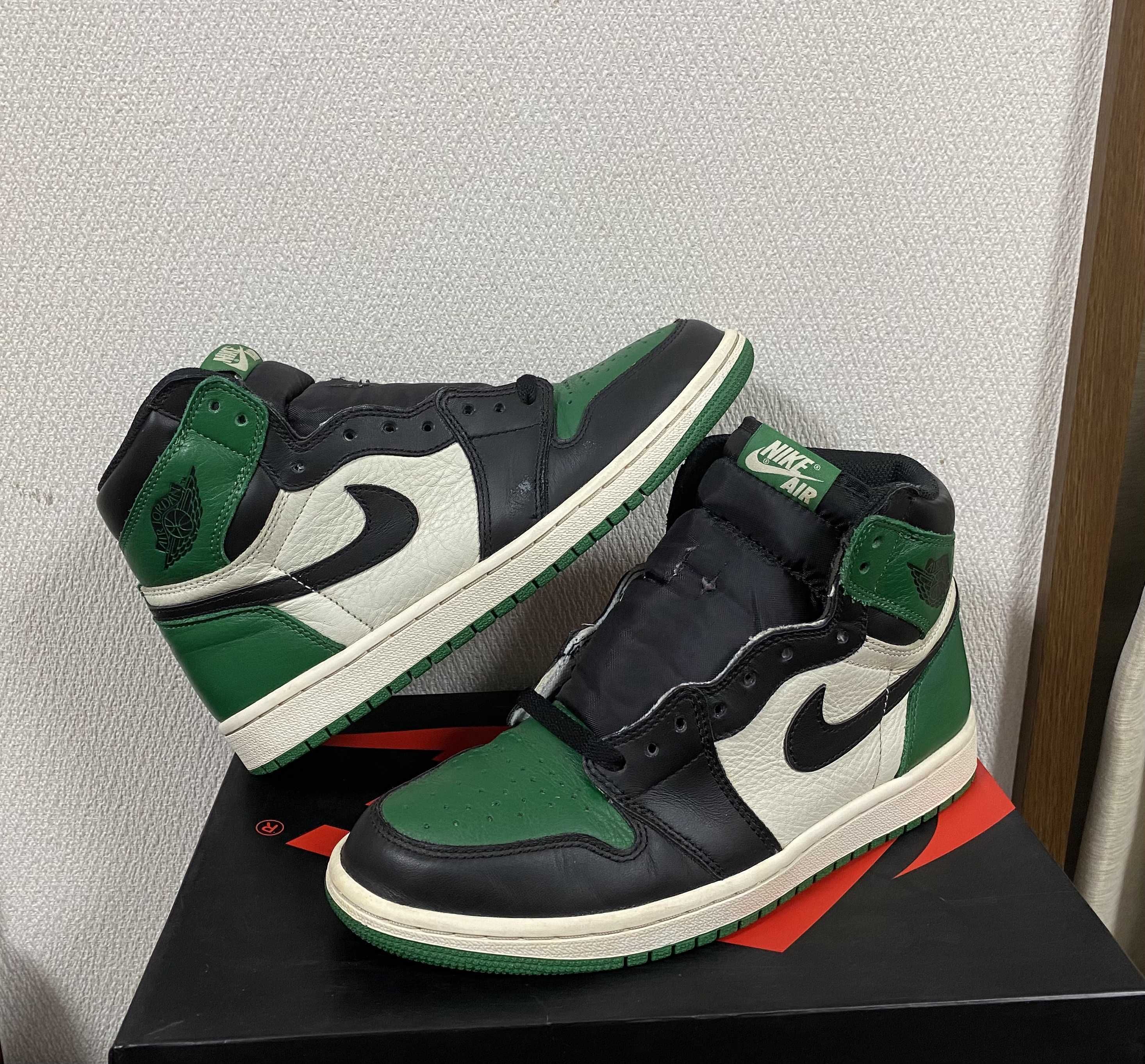 Nike Air Jordan 1 Retro High OG "Pine Green"(2018)