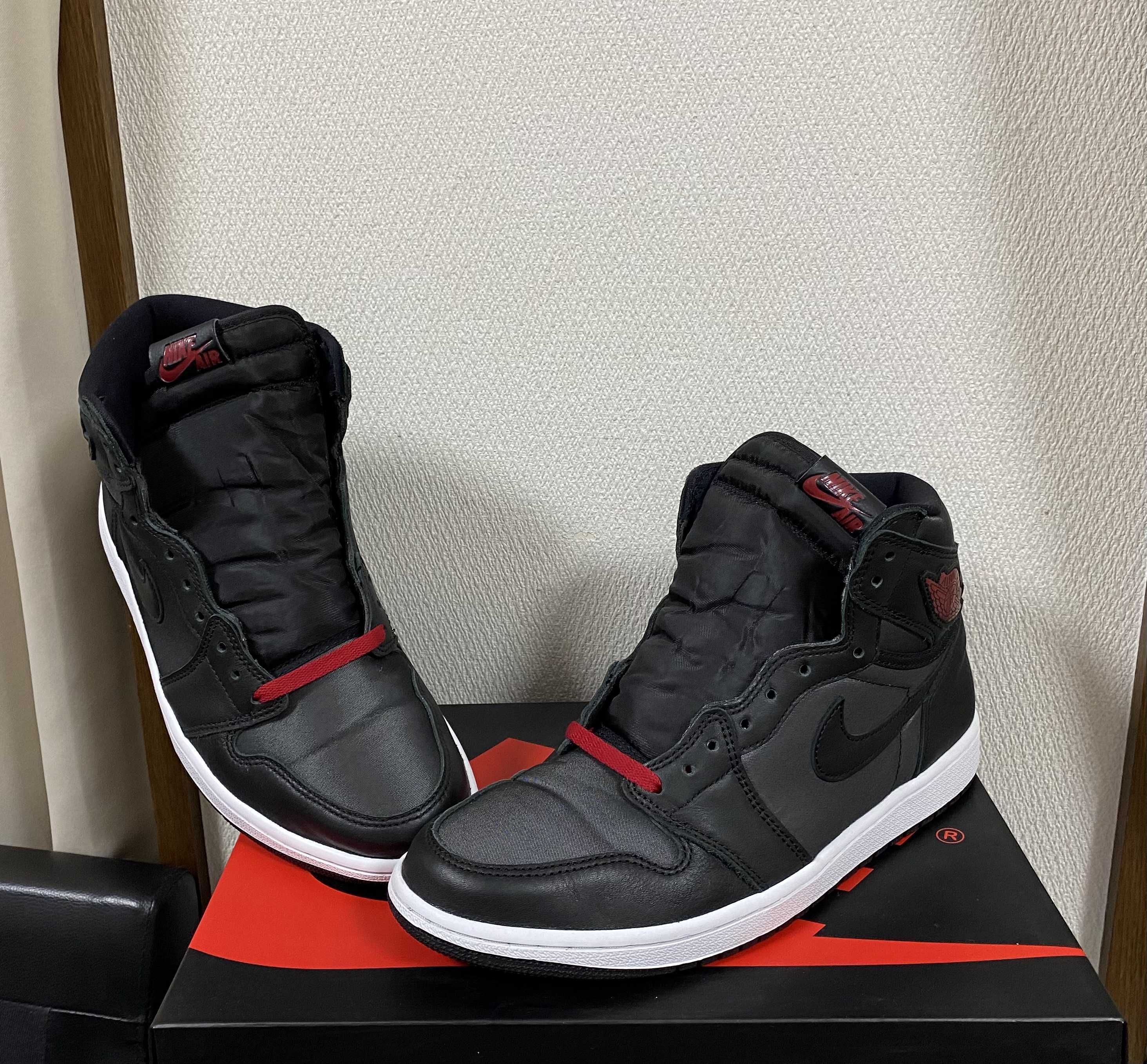 Nike Air Jordan 1 Retro High OG "Black/Metallic Silver/Gym Red"  