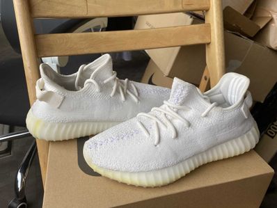 adidas YEEZY Boost 350 V2 "Cream White"