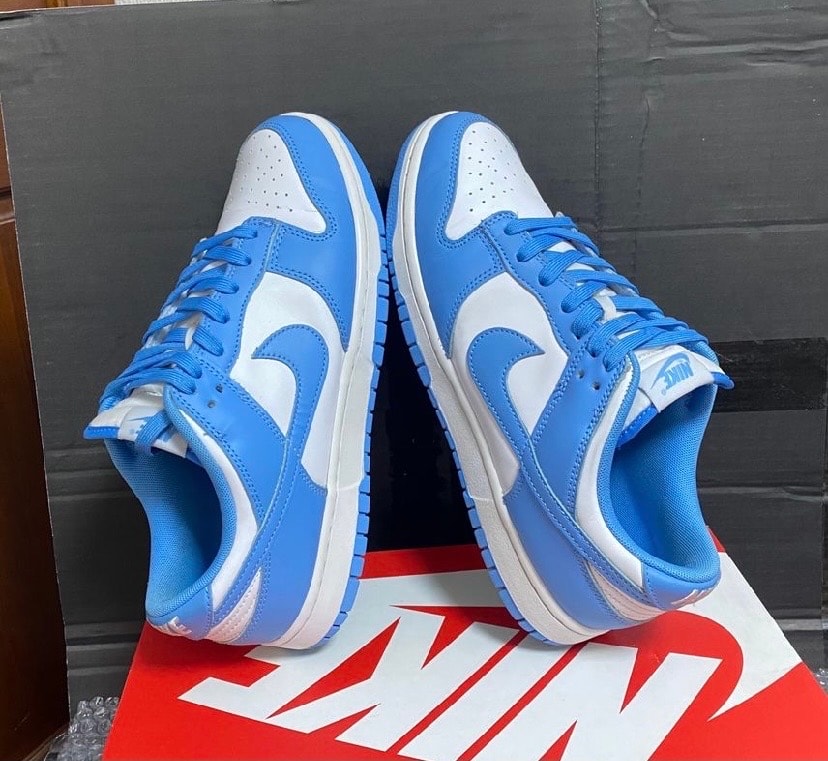 Nike Dunk Low "University Blue"
