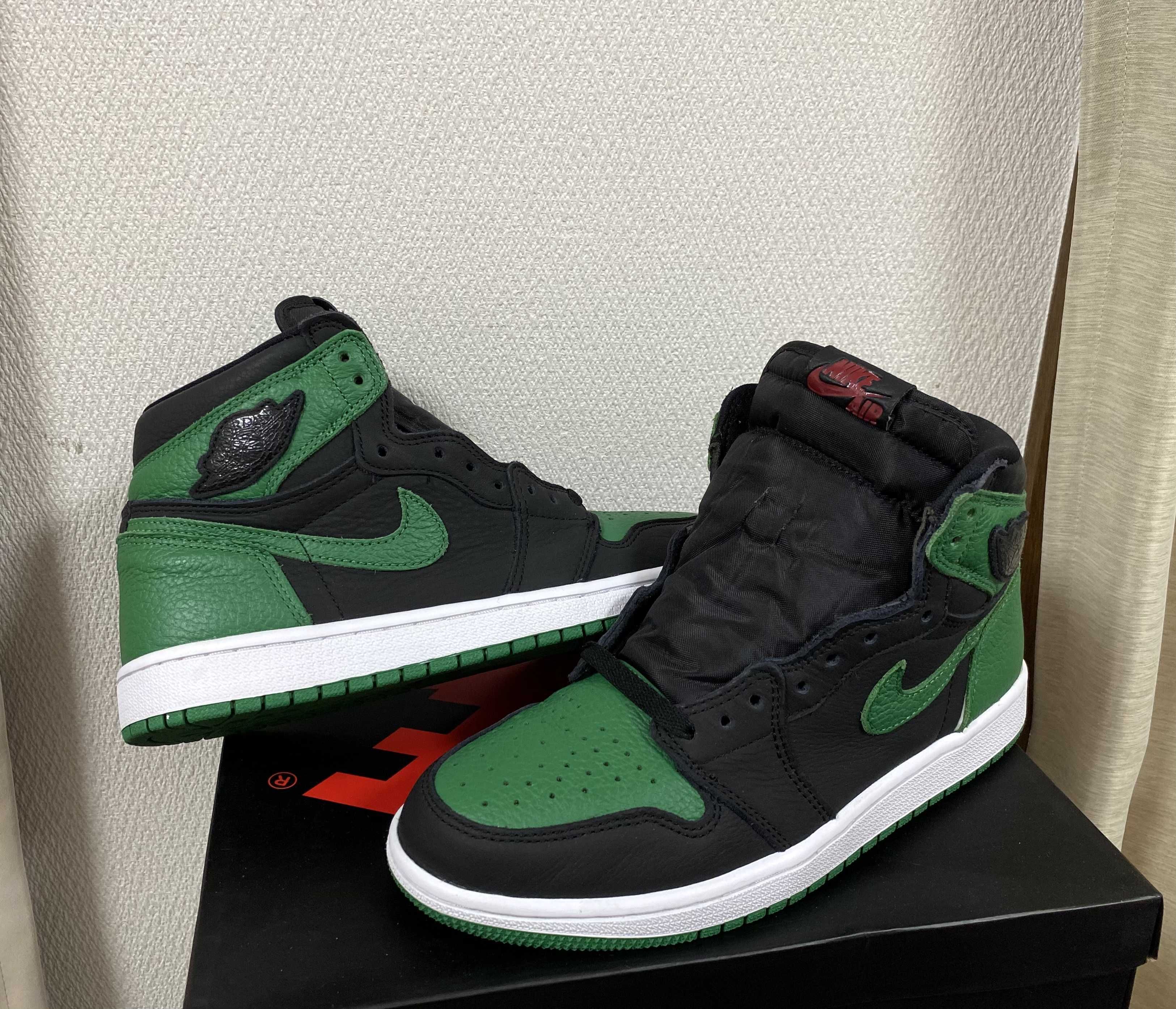 Nike Air Jordan 1 Retro High OG "Black/Pine Green" (2020)      
