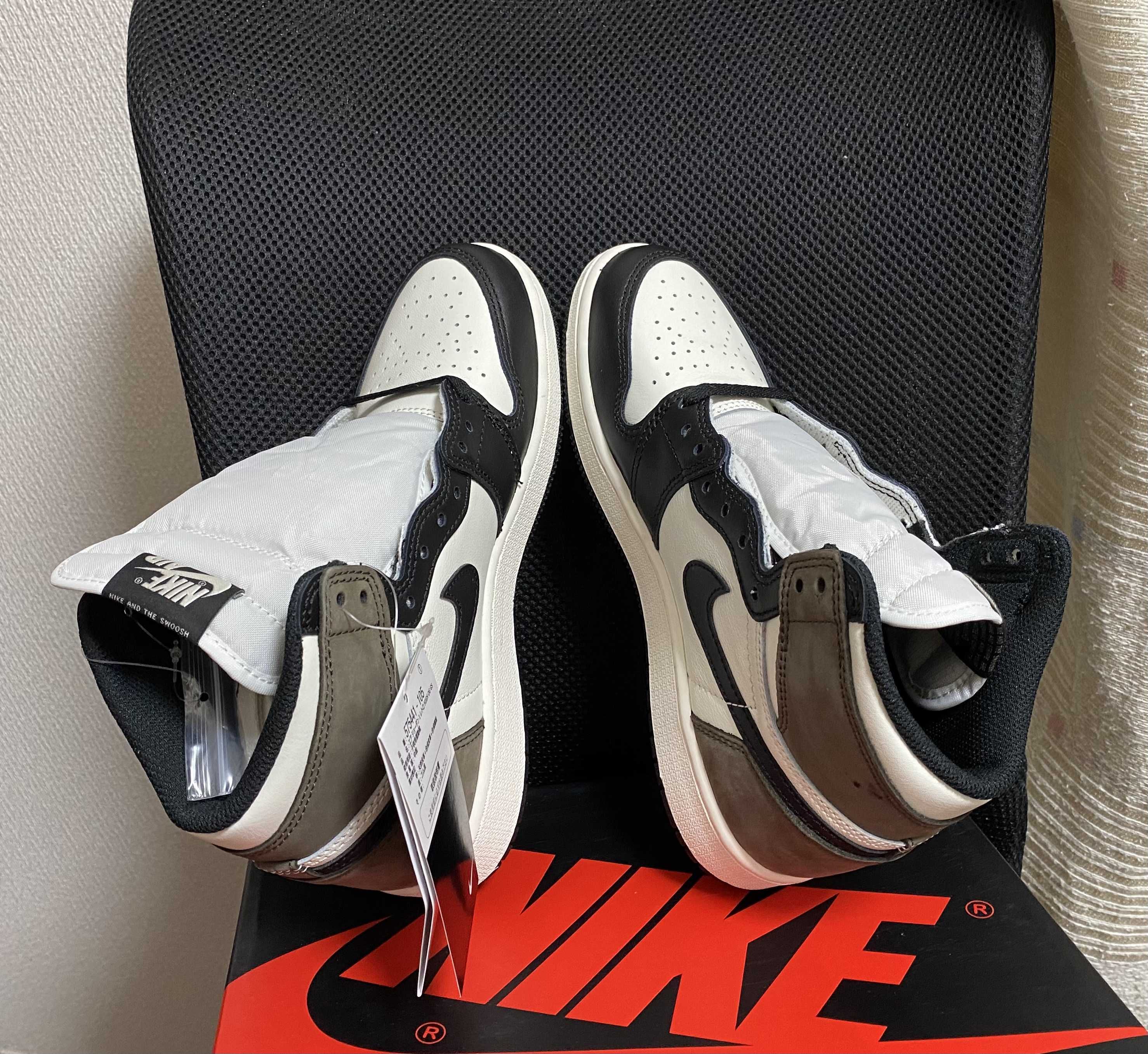 Nike GS Air Jordan 1 High OG "Sail/Dark Mocha/Black"