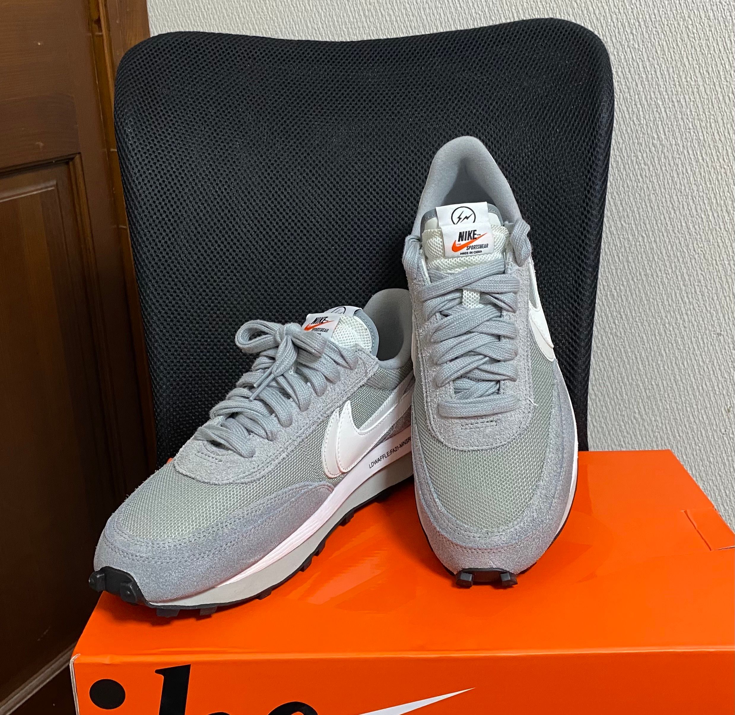 Fragment × sacai × Nike LD Waffle "Light Smoke Grey"