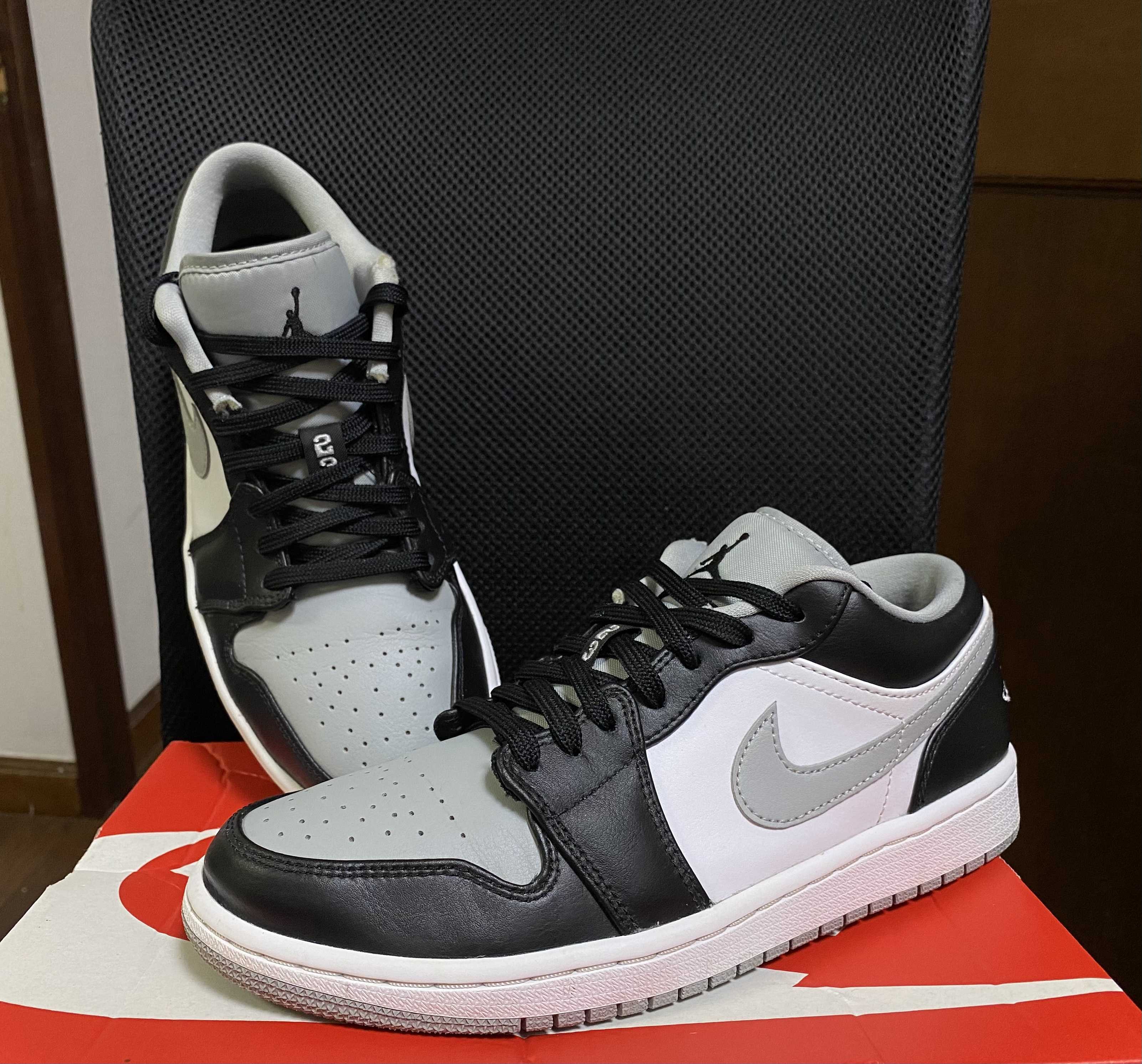 NIKE AIR JORDAN 1 LOW "BLACK/LIGHT SMOKE GREY"