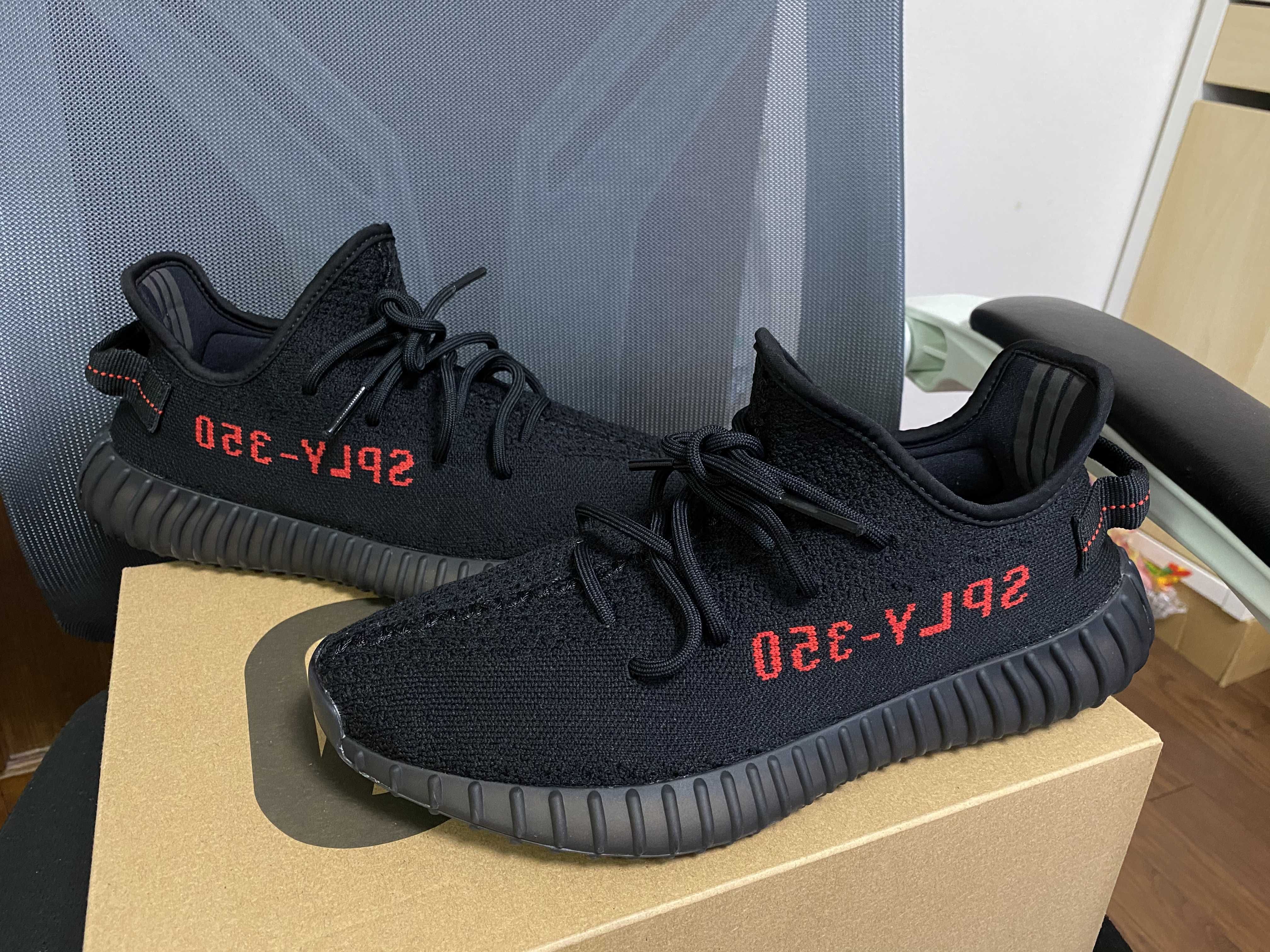 adidas YEEZY Boost 350 V2 "Core Black/Red" (2020)