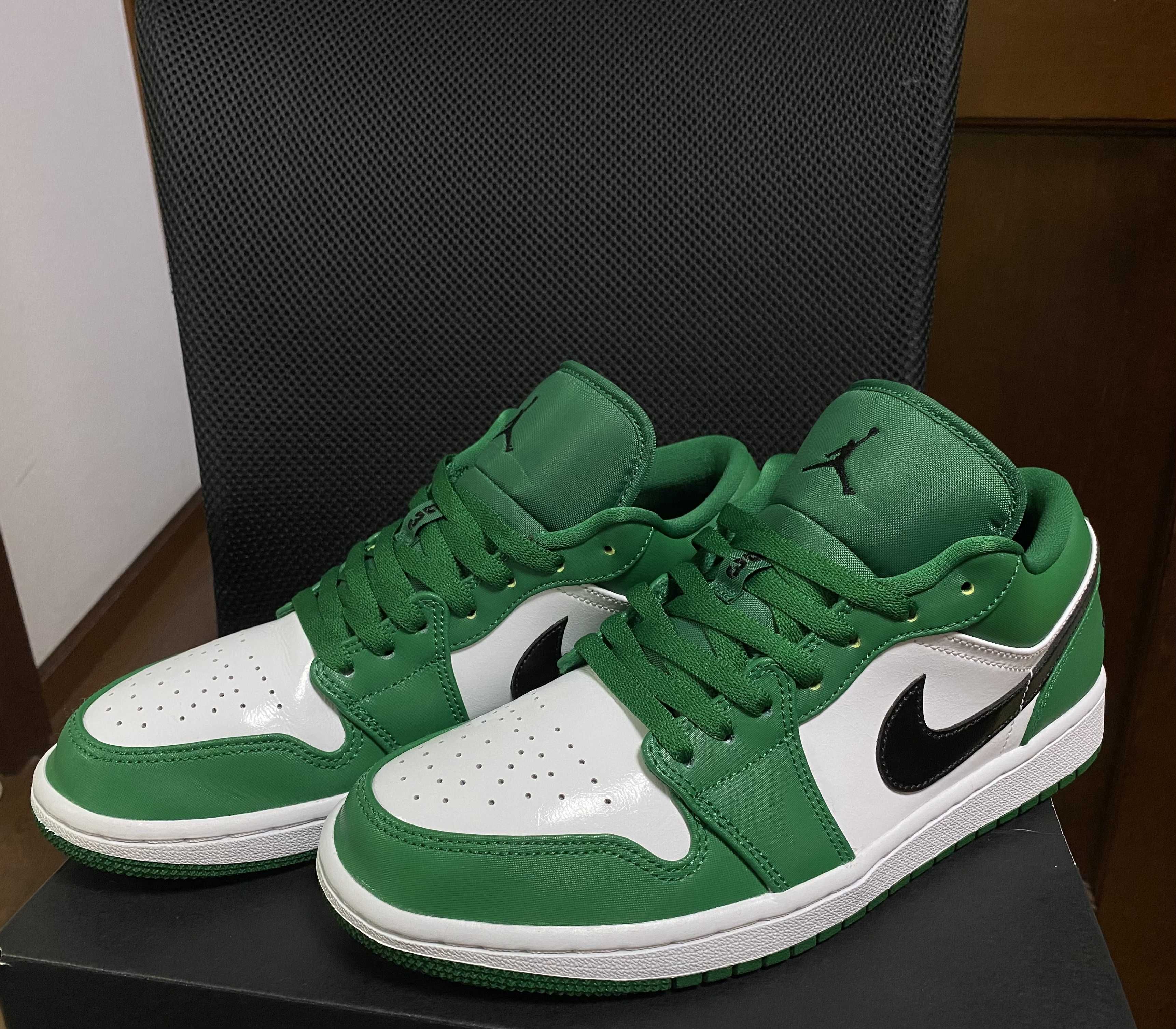 NIKE AIR JORDAN 1 LOW "PINE GREEN/WHITE"