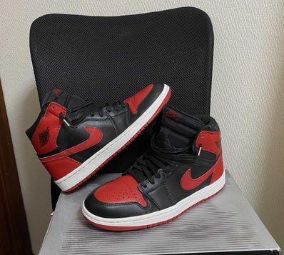 Nike Air Jordan 1 Retro High "Black Varsity Red/Bred"(2001)