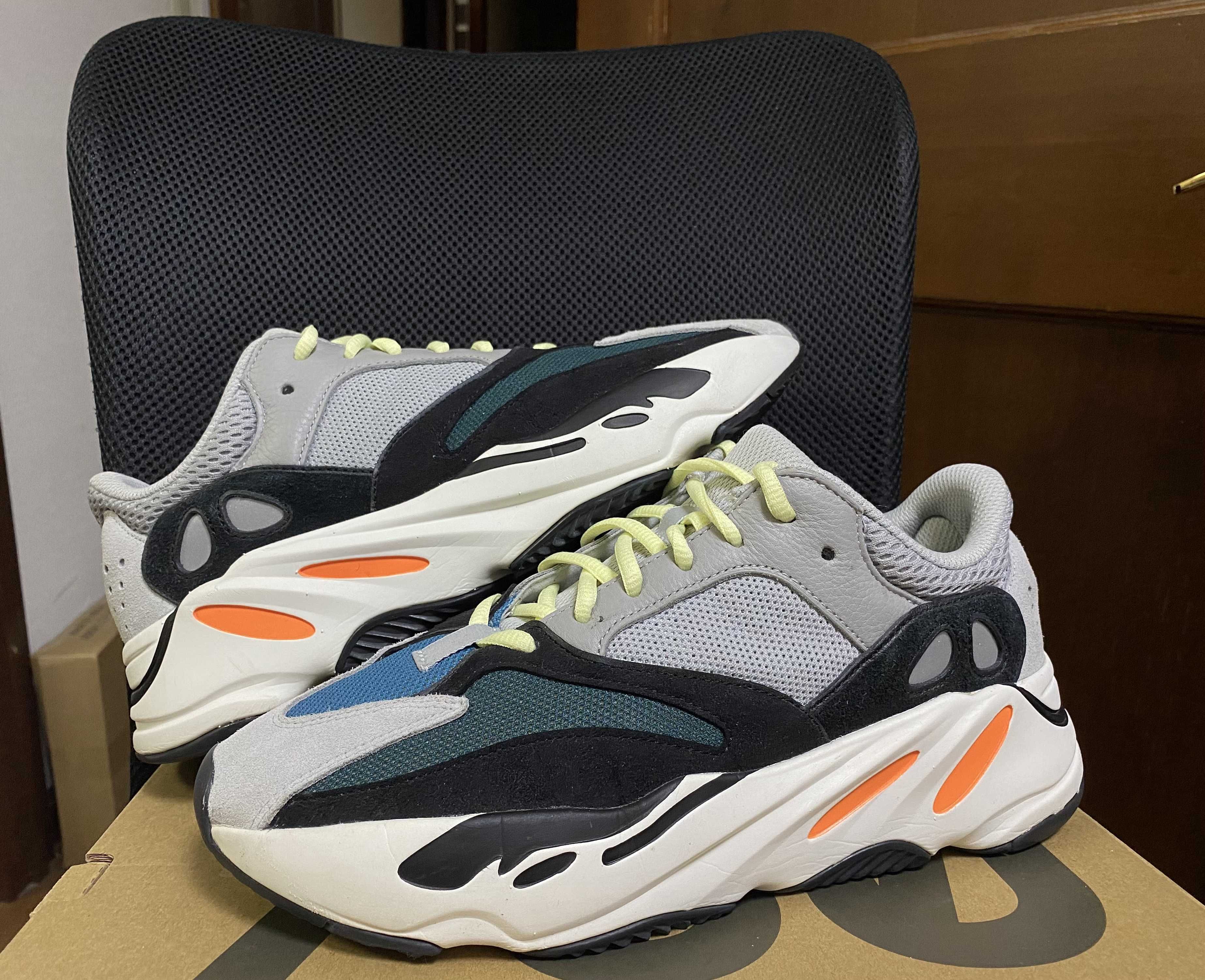 adidas YEEZY Boost 700 "Wave Runner"