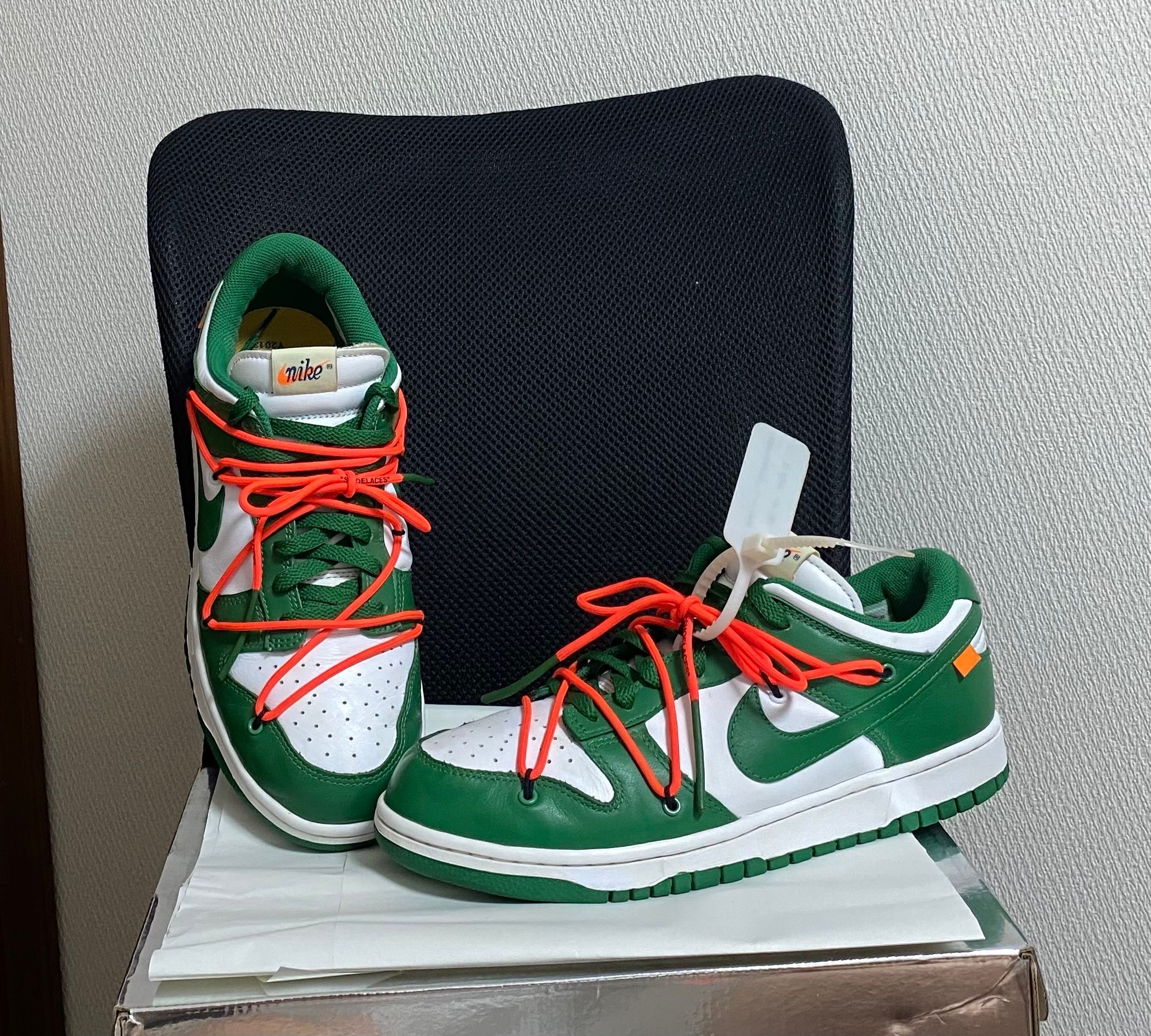 Off-White × Nike Dunk Low "White/Pine Green"