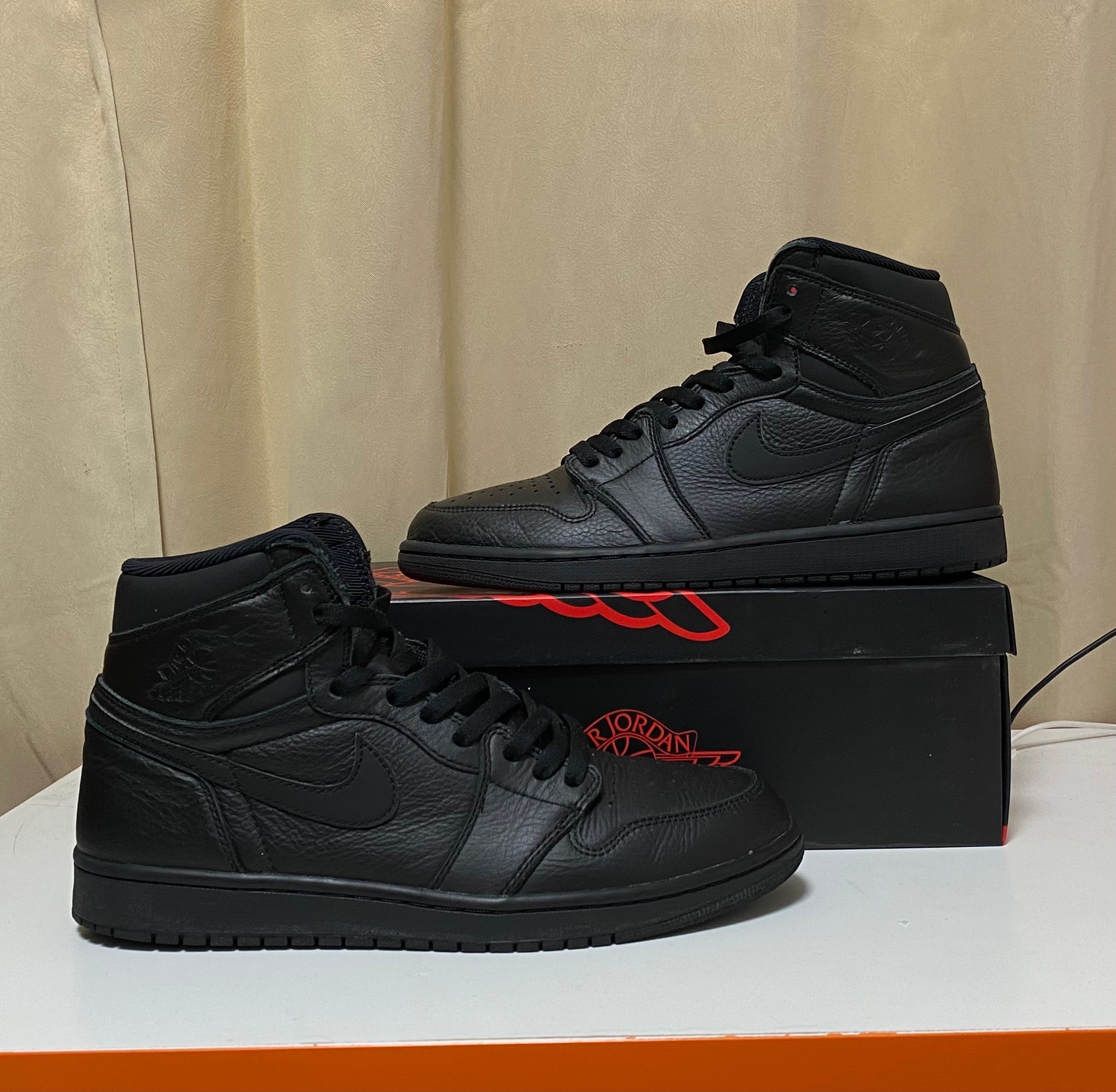 Nike Air Jordan 1 Retro High OG "Black"