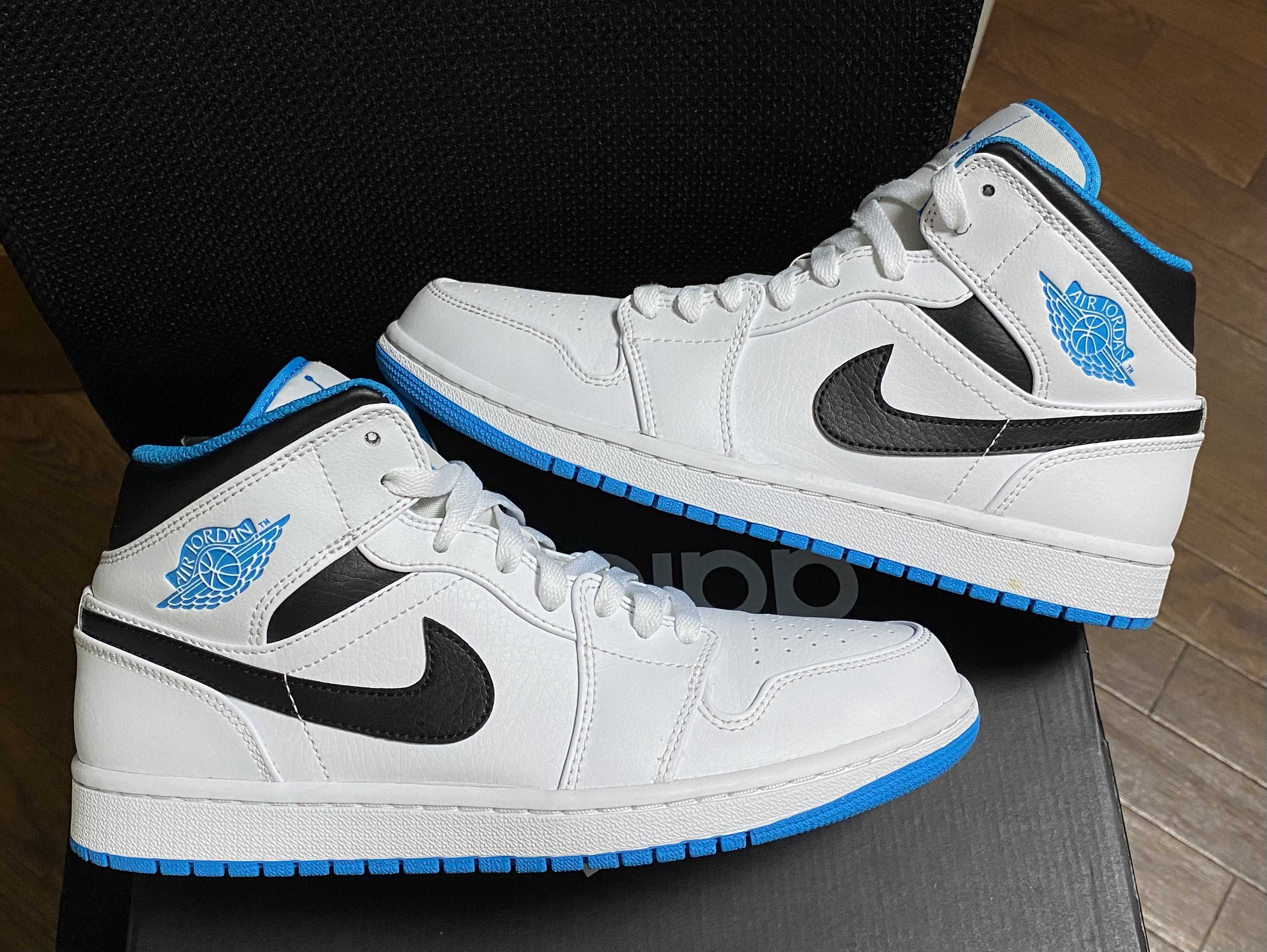 Nike Air Jordan 1 Mid "White/Laser blue"