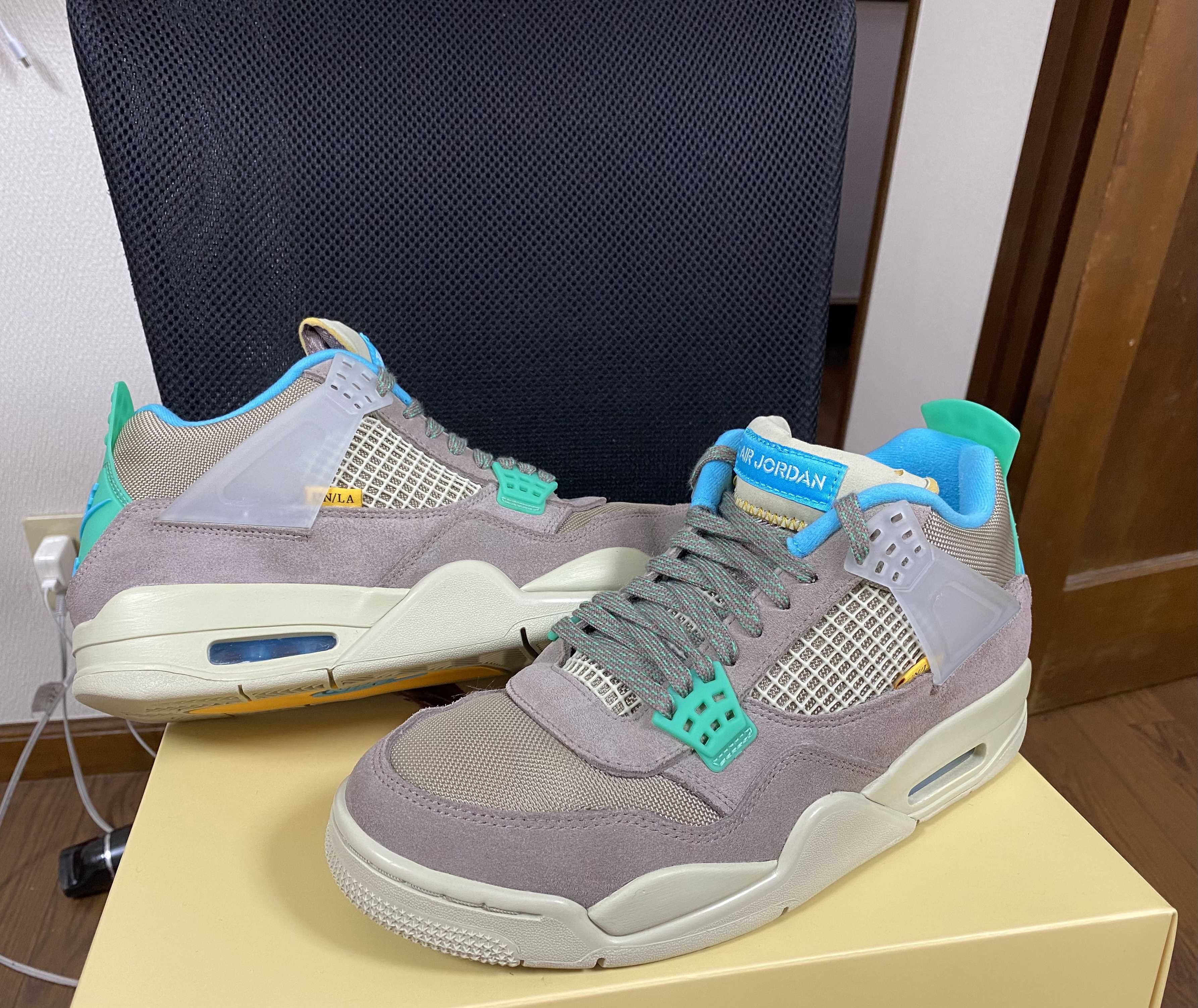 UNION × NIKE AIR JORDAN 4 SP "TAUPE HAZE"