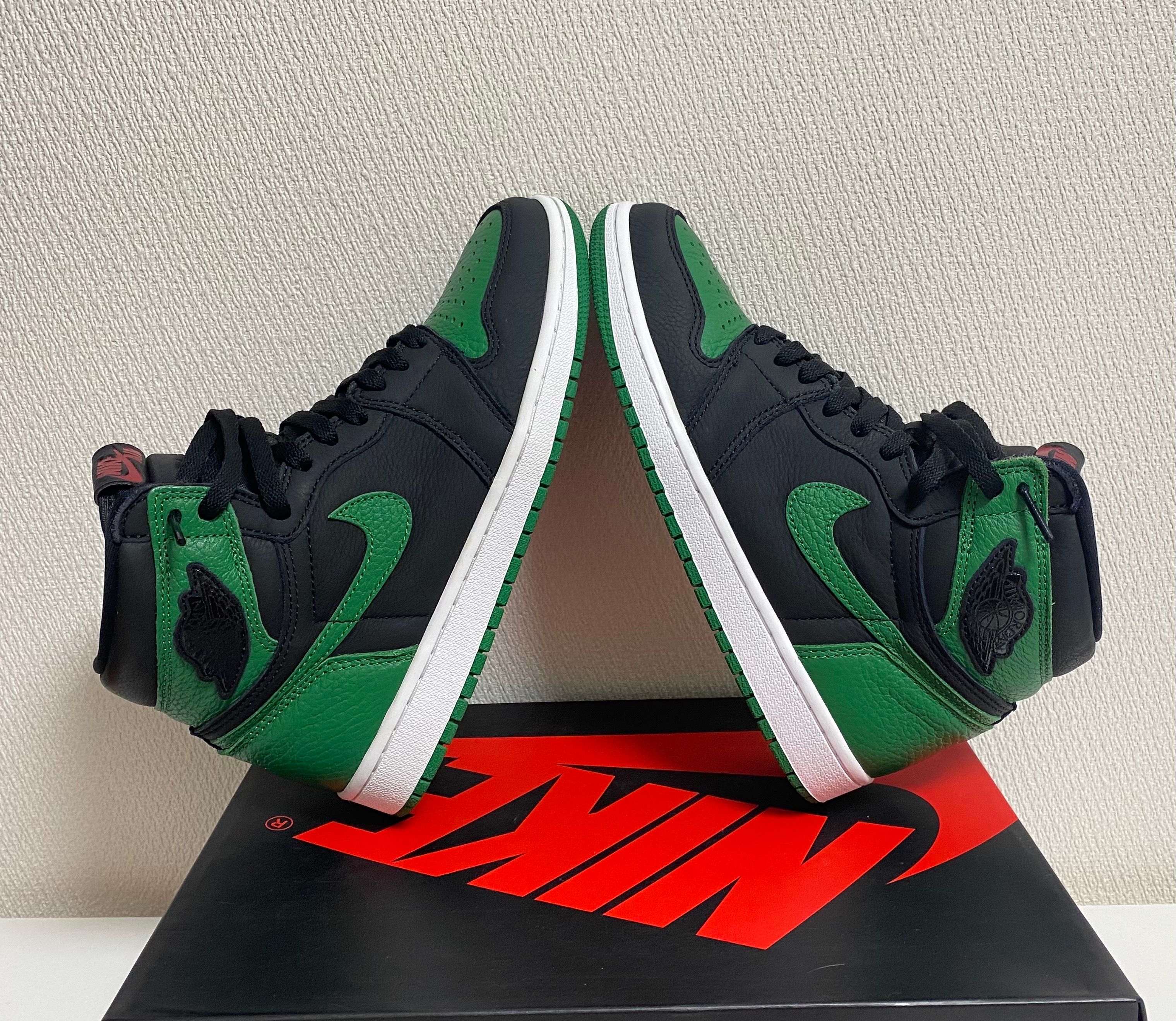 Nike Air Jordan 1 Retro High OG "Black/Pine Green" (2020)