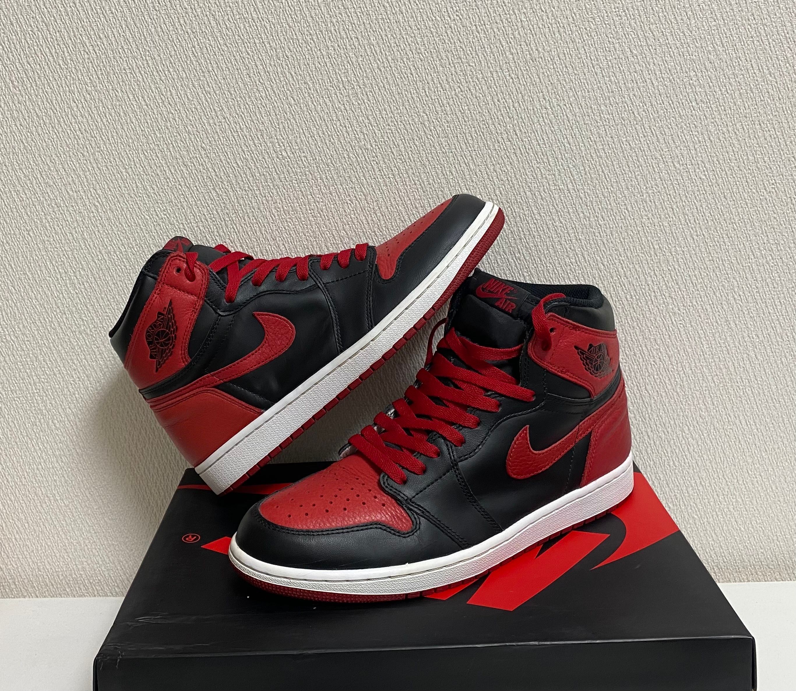 Nike Air Jordan 1 Retro High OG "Bred/Banned" (2016)