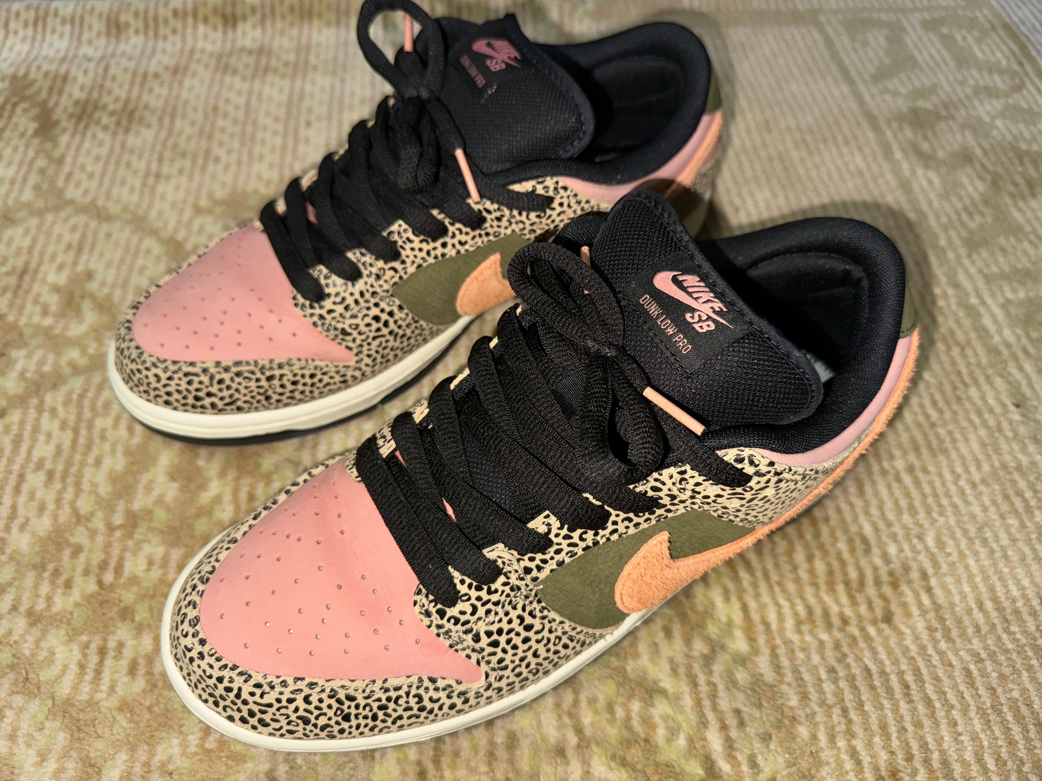 Arts Rec × Nike SB Dunk Low Pro "Rust Pink and Rough Green"