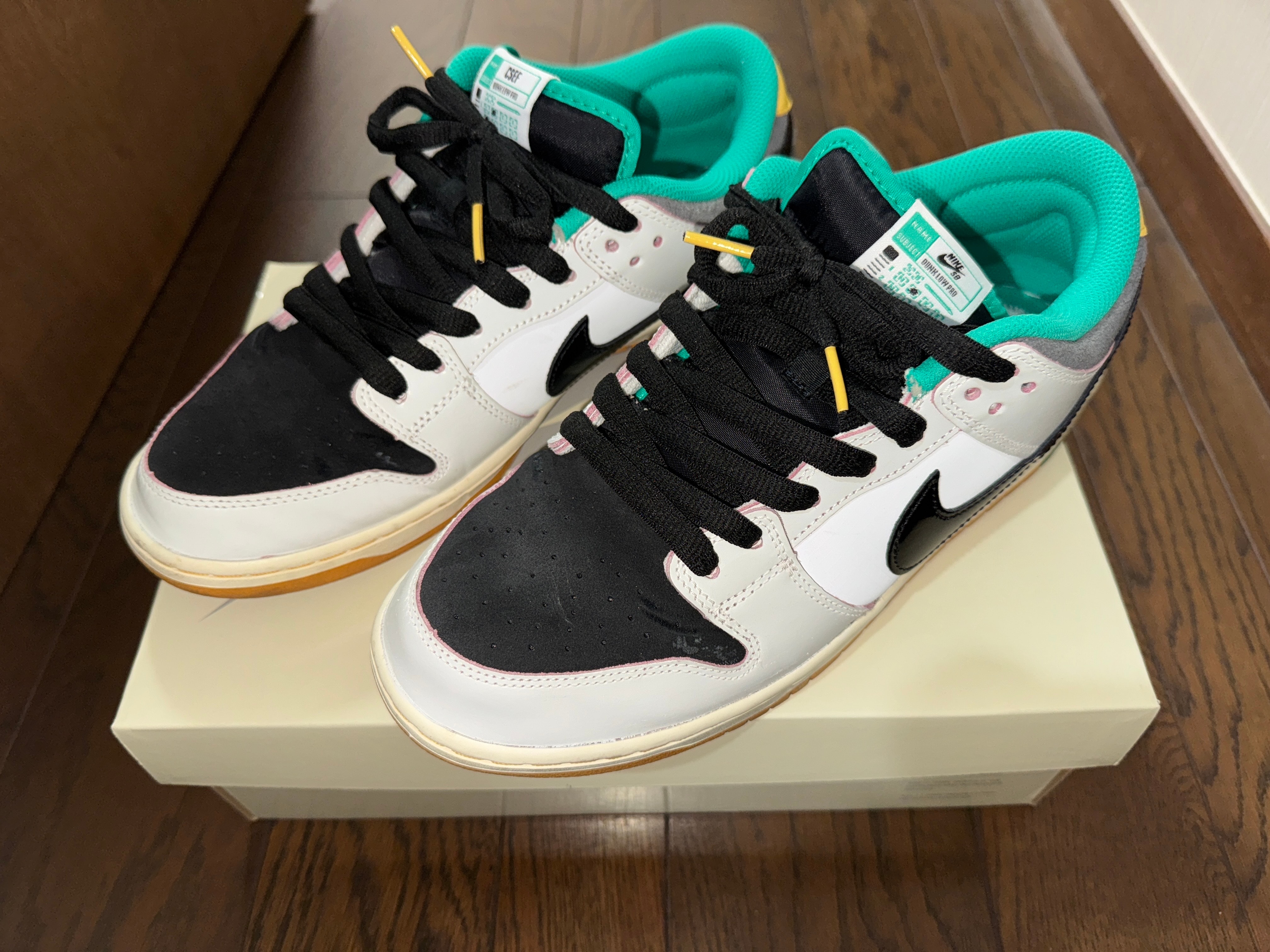 CSEF × Nike SB Dunk Low Pro QS "White and Black"