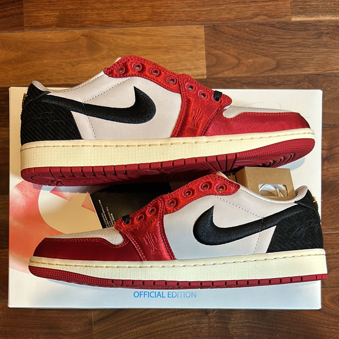 Trophy Room × Nike Air Jordan 1 Low OG "Sail and Varsity Red"