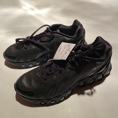 Nike Women's Air Max DN8 "Black/Metallic Dark Grey"