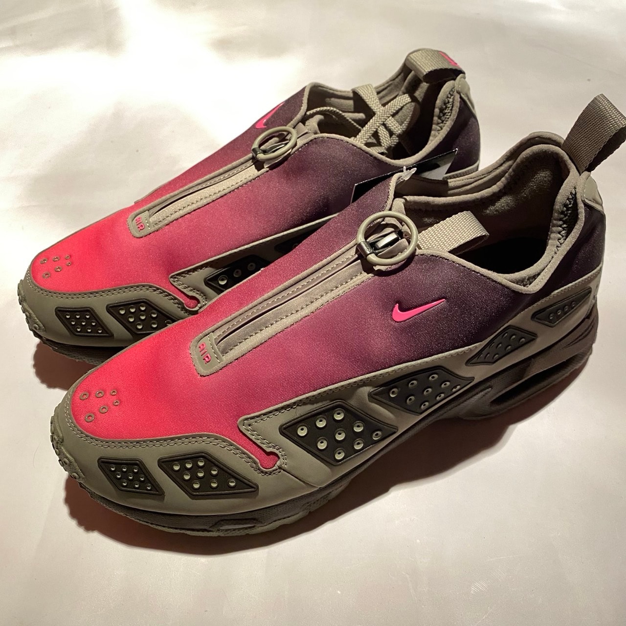 Nike Women's Air Max SNDR "Light Army/Baroque Brown"