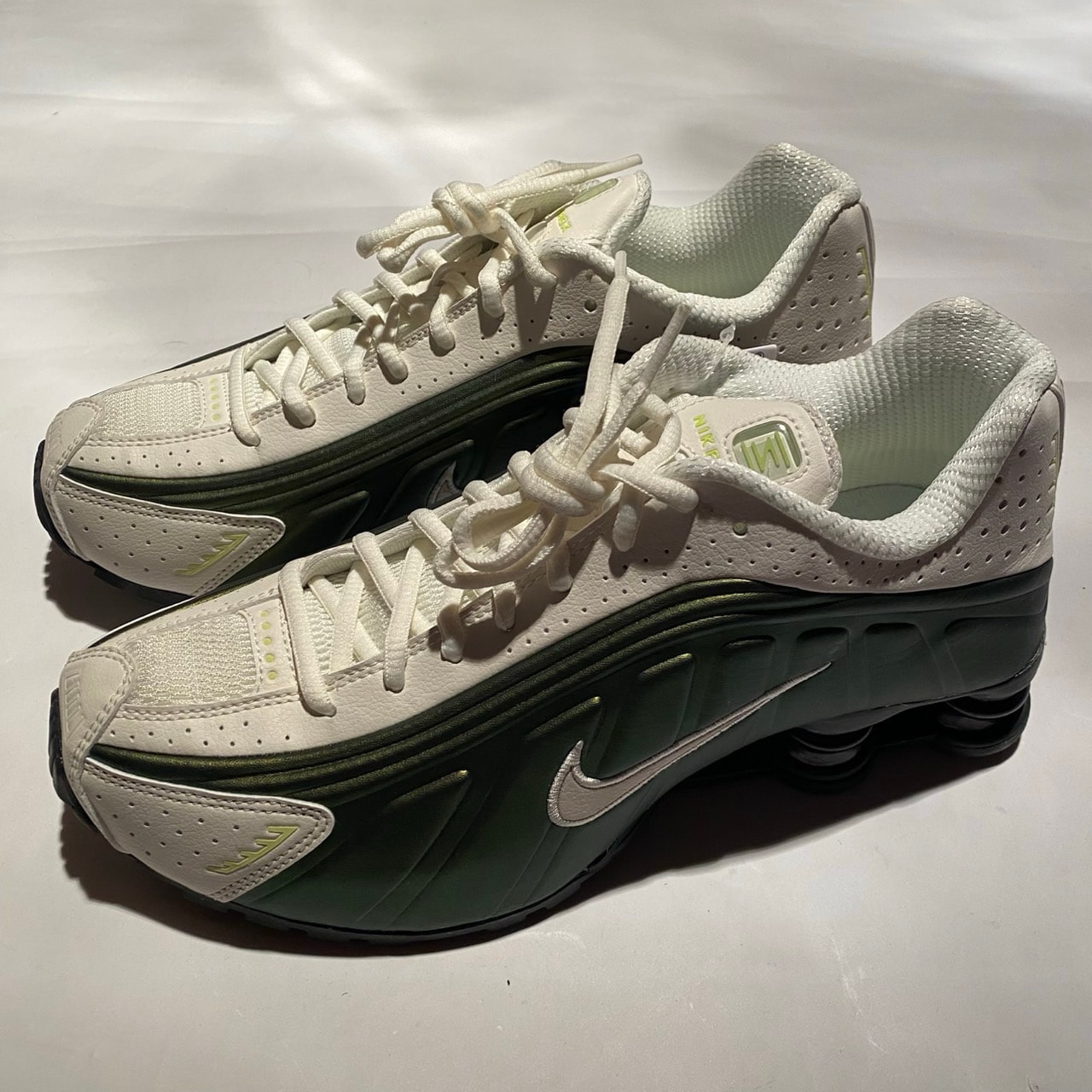 Nike Women's Shox R4 "Sail/Off Noir/Light Lemon Twist"