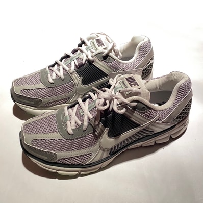 Nike Women's Zoom Vomero 5 "Cobblestone and Flat Pewter"