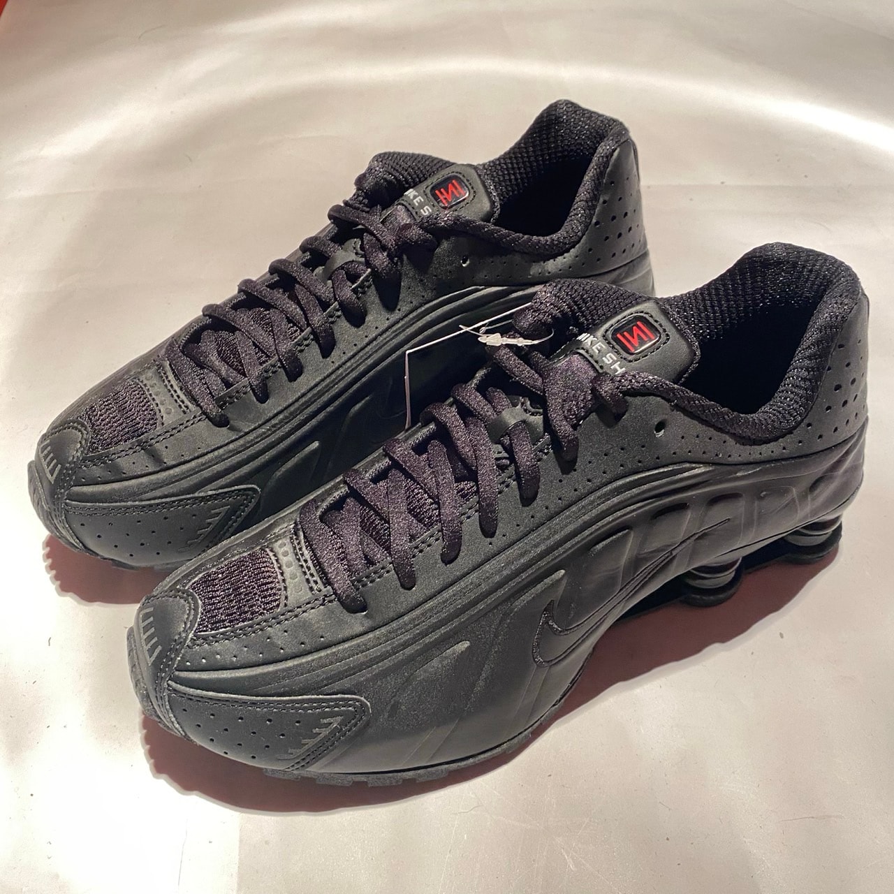 Nike Women's Shox R4 "Black"