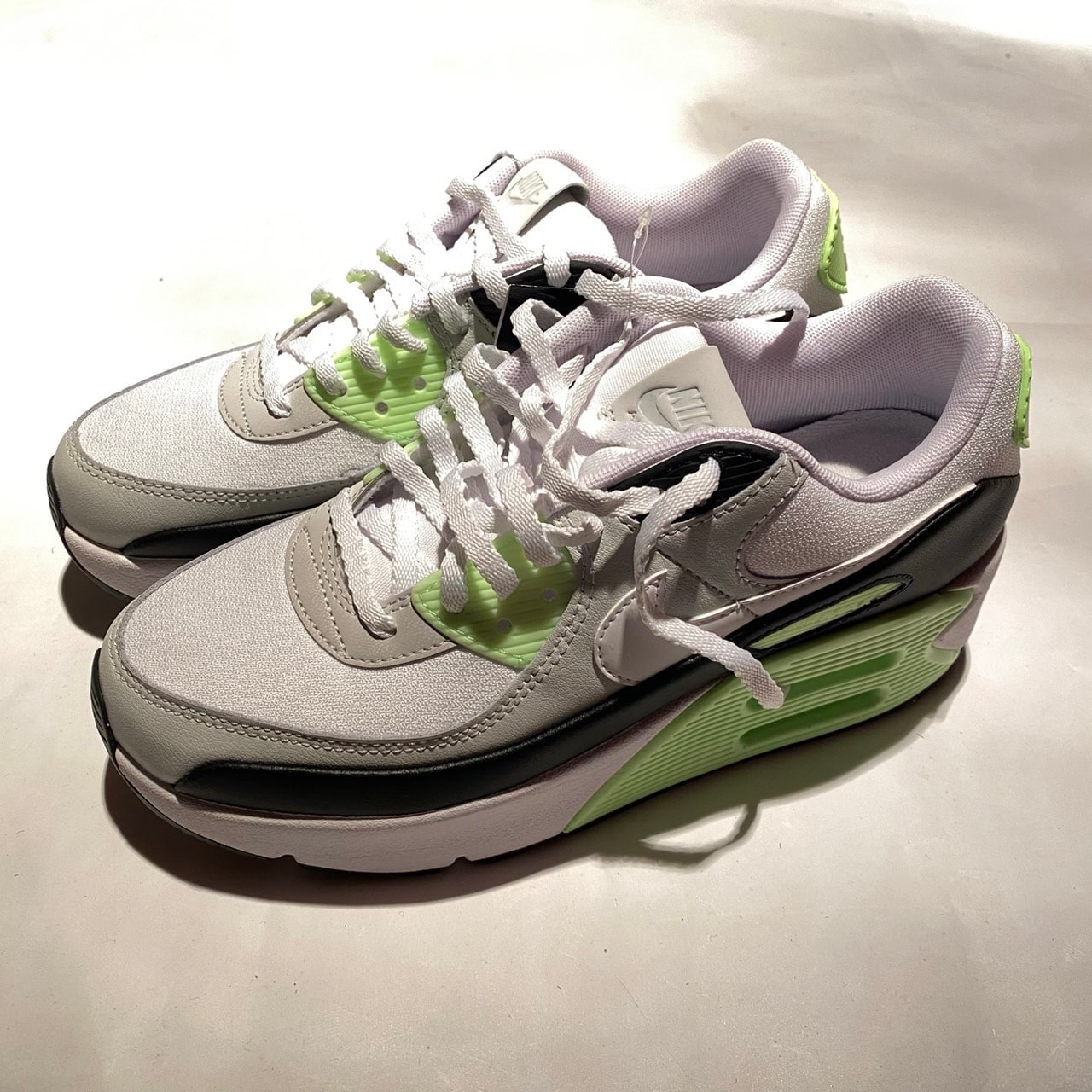 Nike Women's Air Max 90 LV8 "Photon Dust/Lime Blast/Black/White"