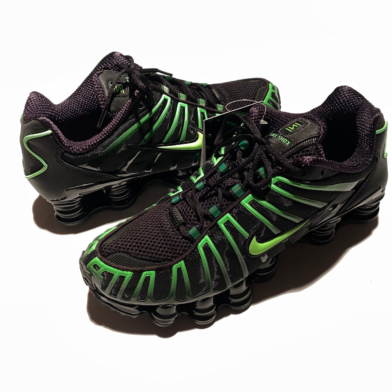 ナイキ ショックス TL 