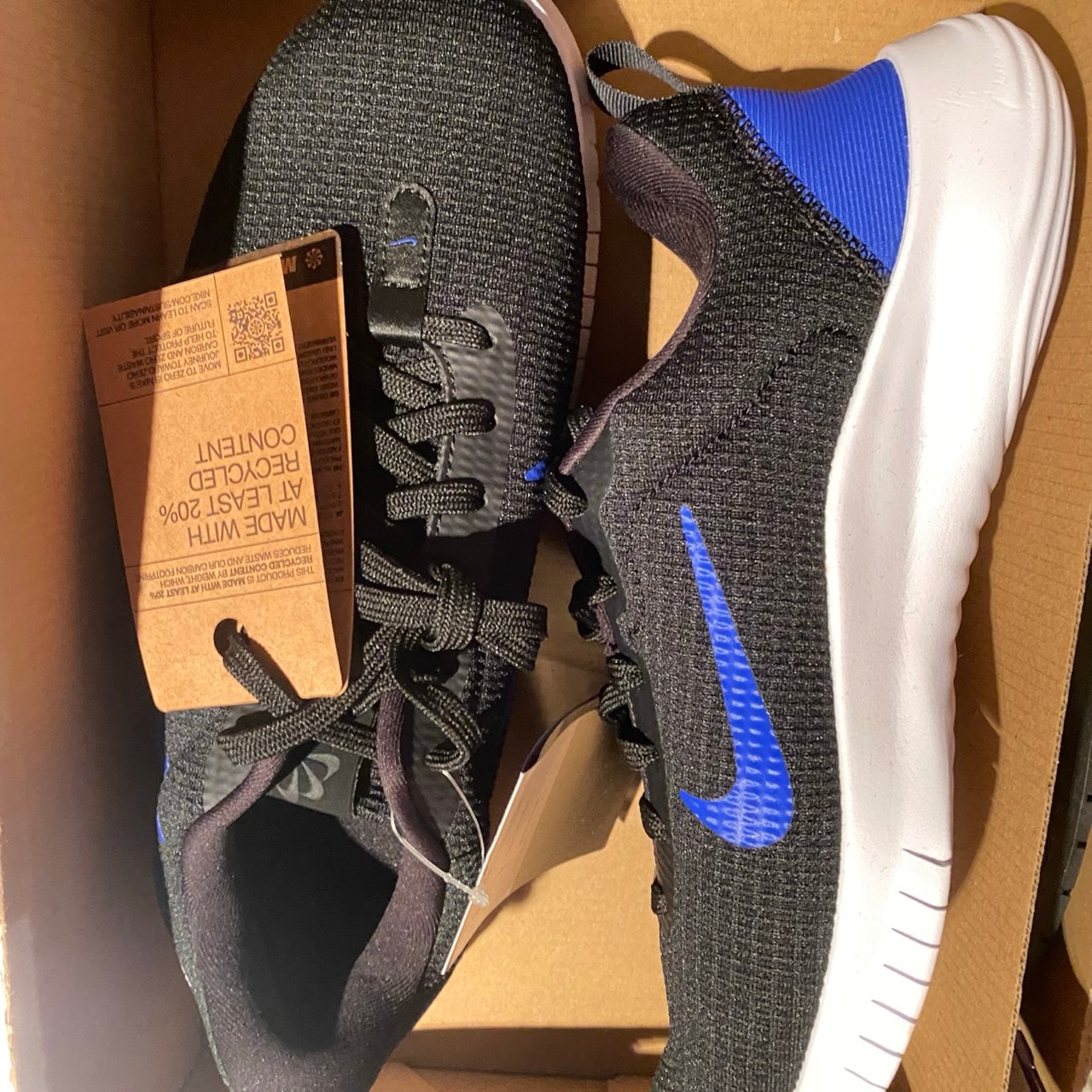 Nike Flex Experience Run 12 "Black/White/Racer Blue"