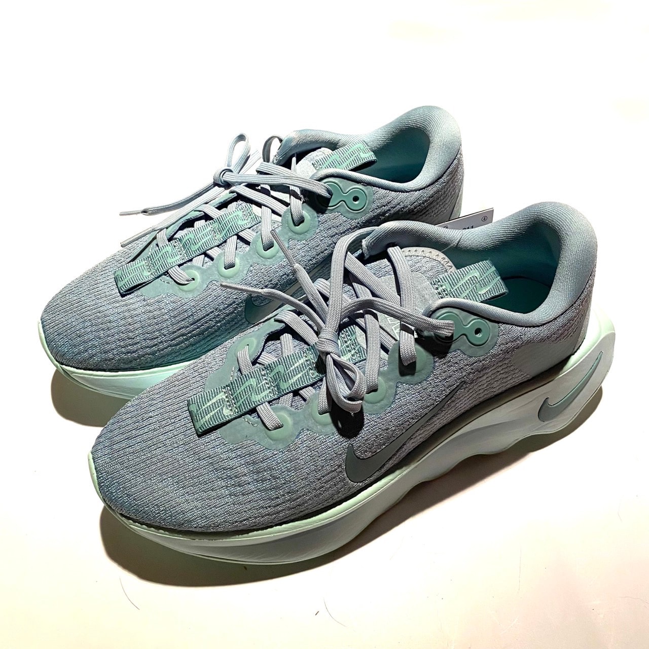 Nike Women's Motiva "Cannon/Mineral/Jade Ice"