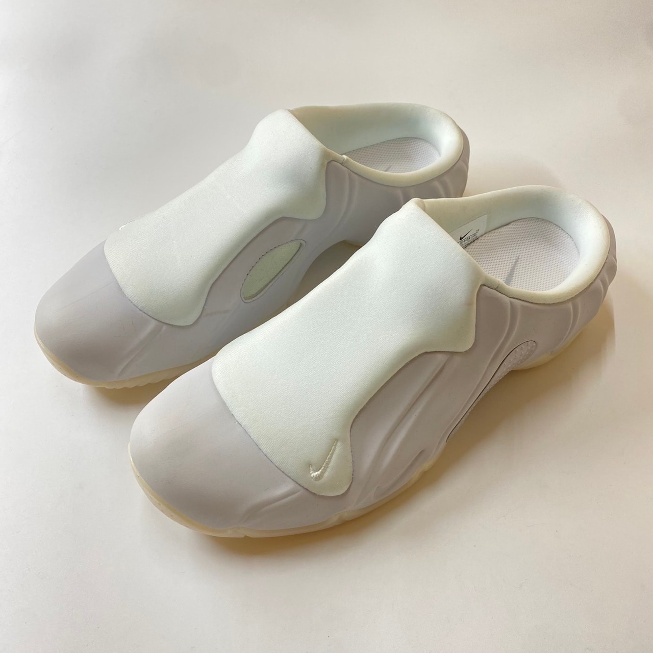 Nike Clogposite "Photon Dust/Summit White"