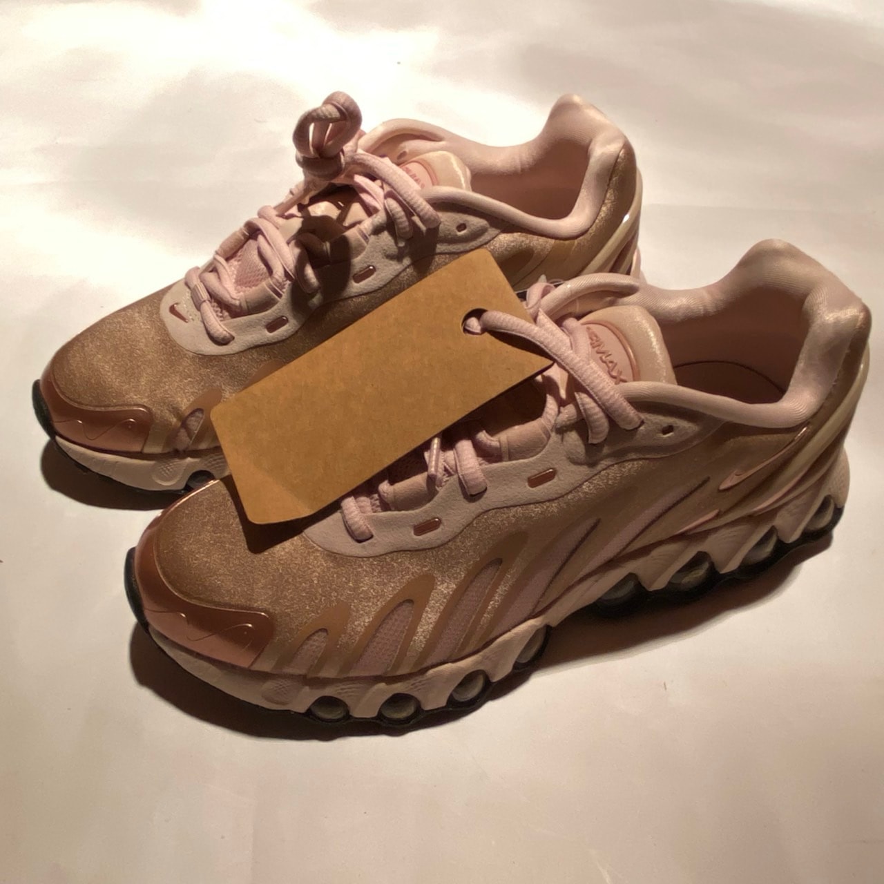Nike Women's Air Max DN8 "Rose Gold"