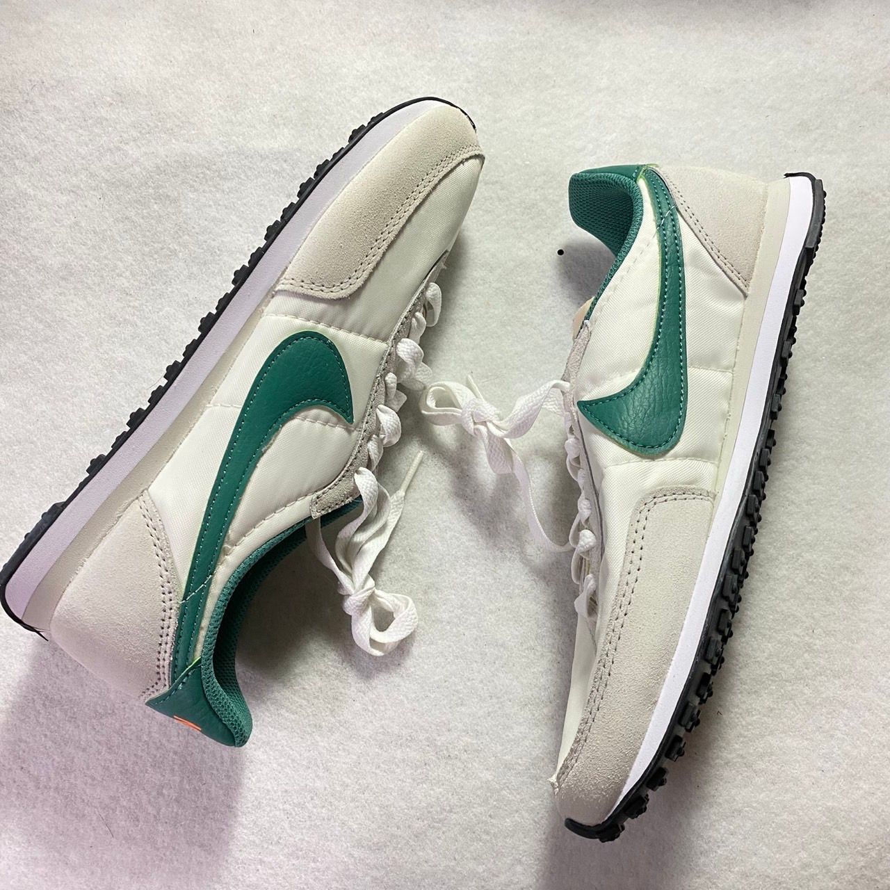 Nike Women's Waffle Trainer 2 "Light Bone Green"