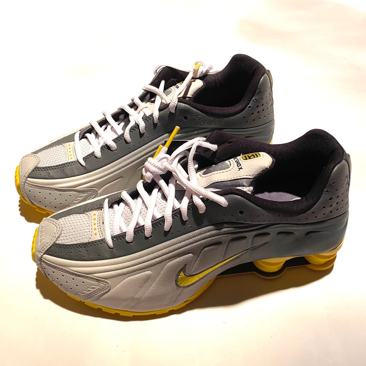 Nike Shox R4 "Bright Citron"