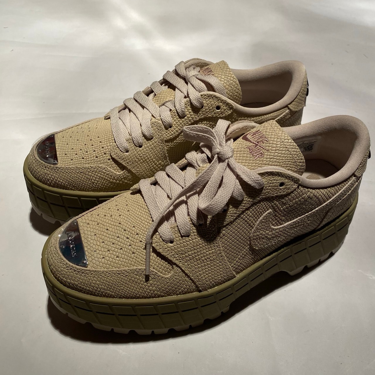 Nike Women's Air Jordan 1 Brooklyn Low "Rattan"