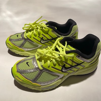 Nike Women's Air Pegasus 2005 "Volt/Black/Pure Platinum/Metallic Silver"
