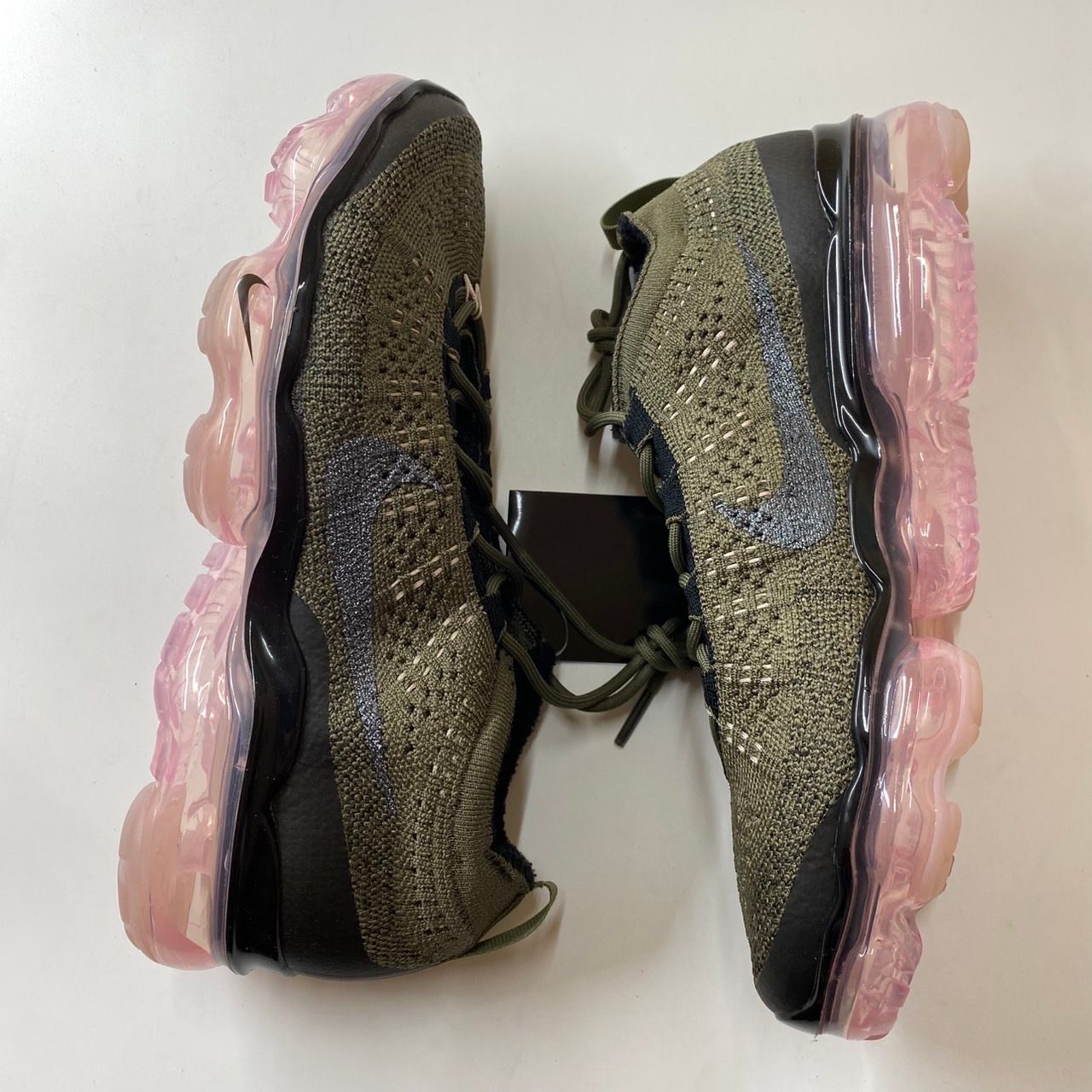Nike Air VaporMax 2023 Flyknit "Medium Olive/Pink Oxford/Black"