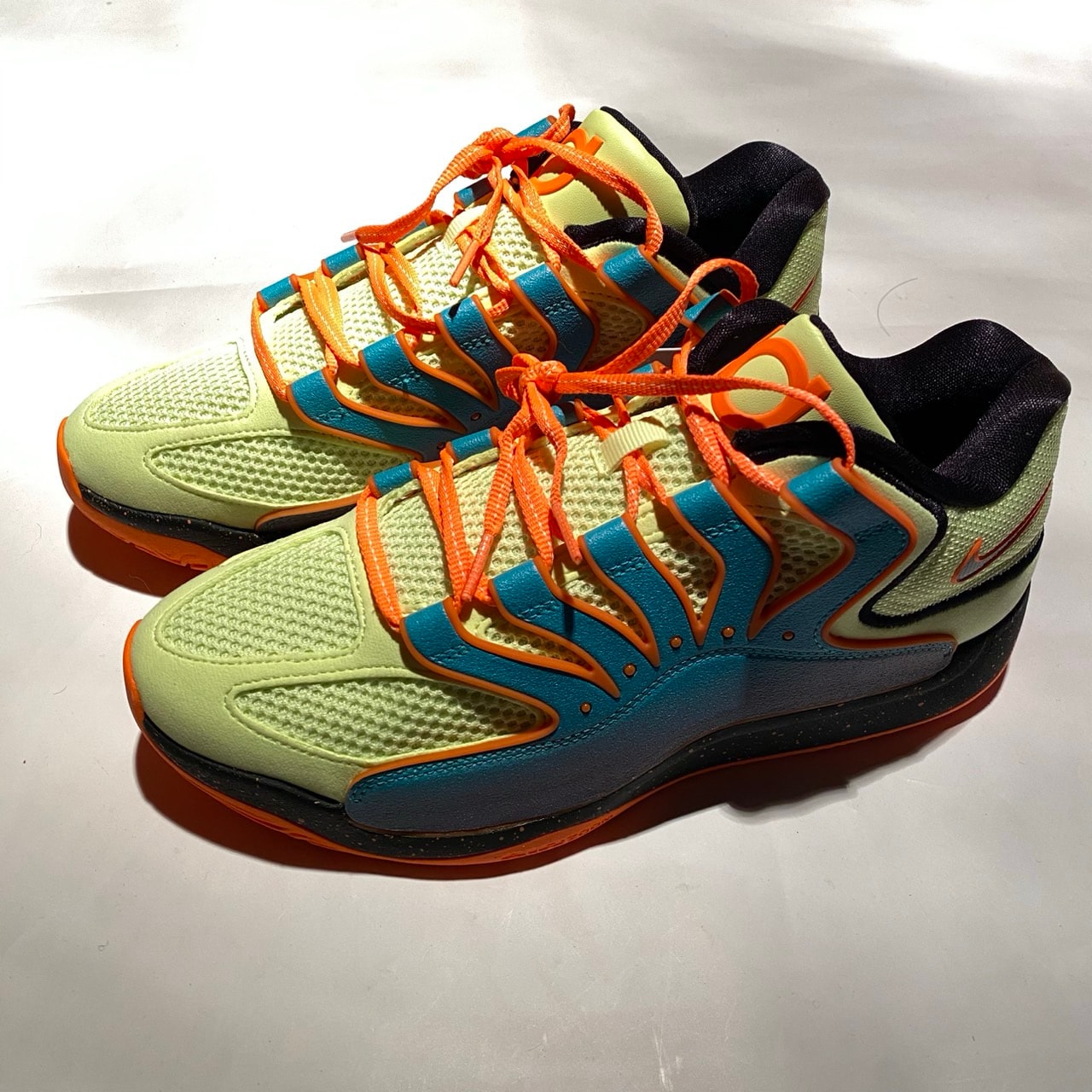 Nike KD18 "Liquid Lime" (HV1994-301/HV1993-301)