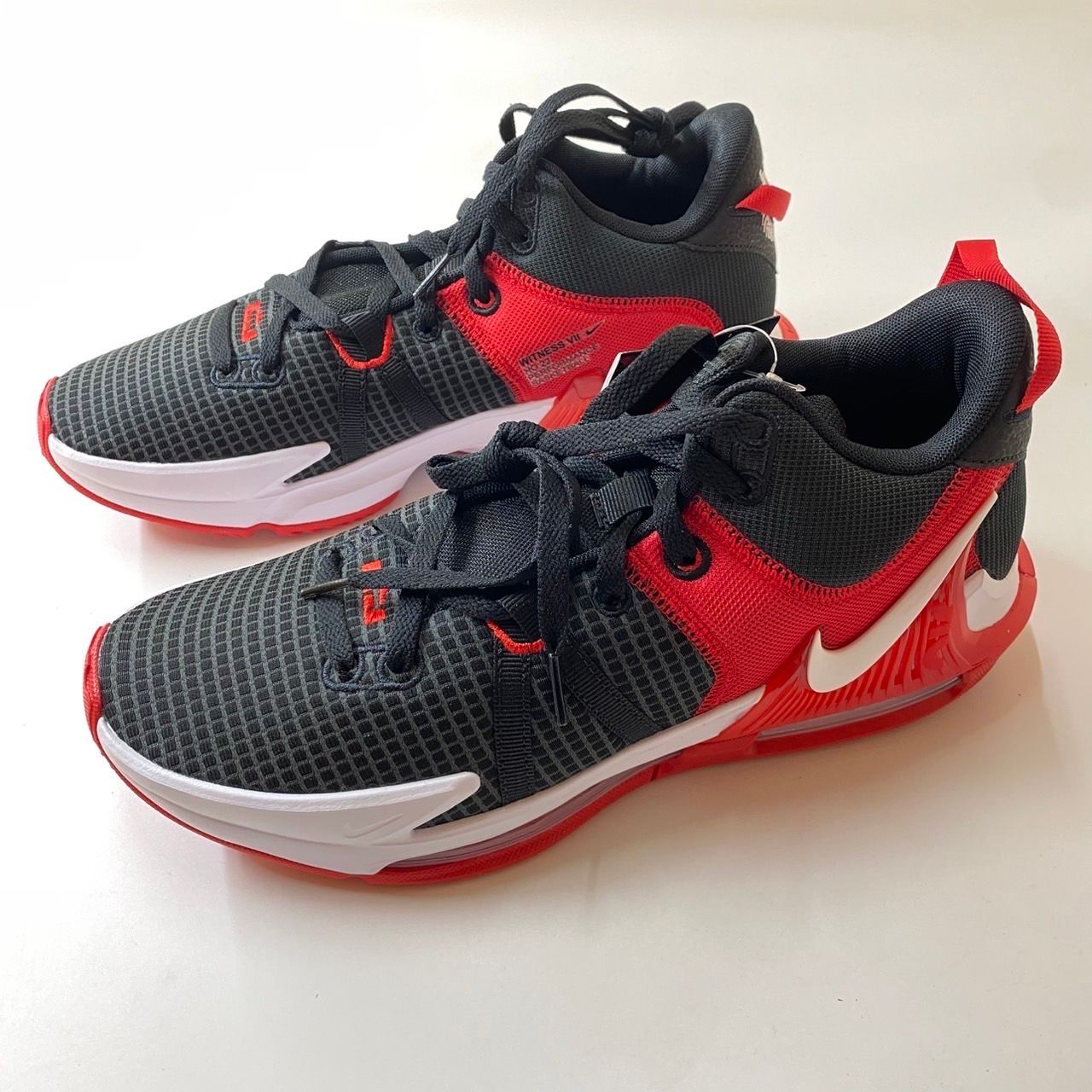 Nike LeBron Witness 7 "Black/University Red/White"