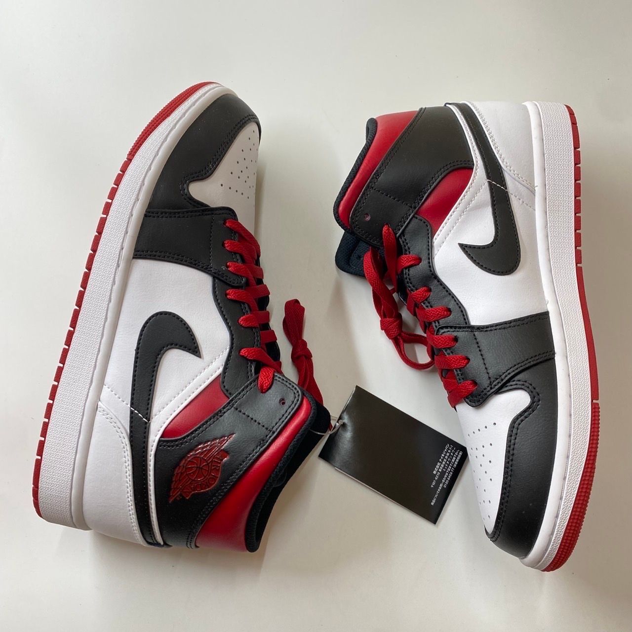 Nike Air Jordan 1 Mid "Gym Red"