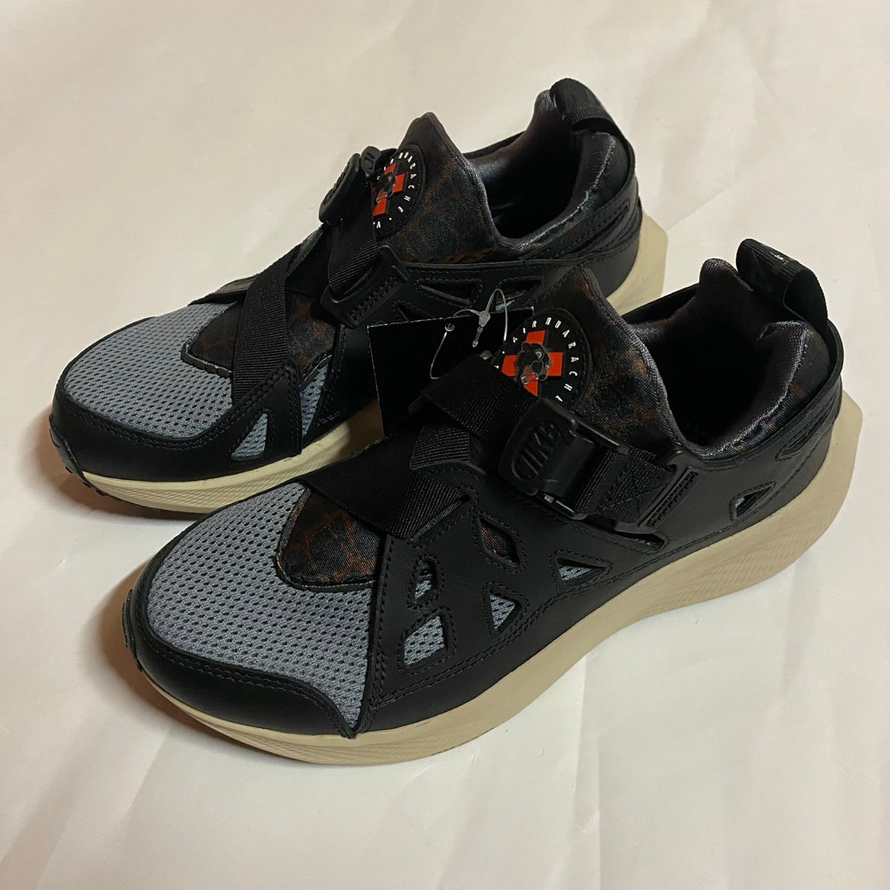 Patta × Nike Air Huarache 20Y24 "Black and Cool Grey"
